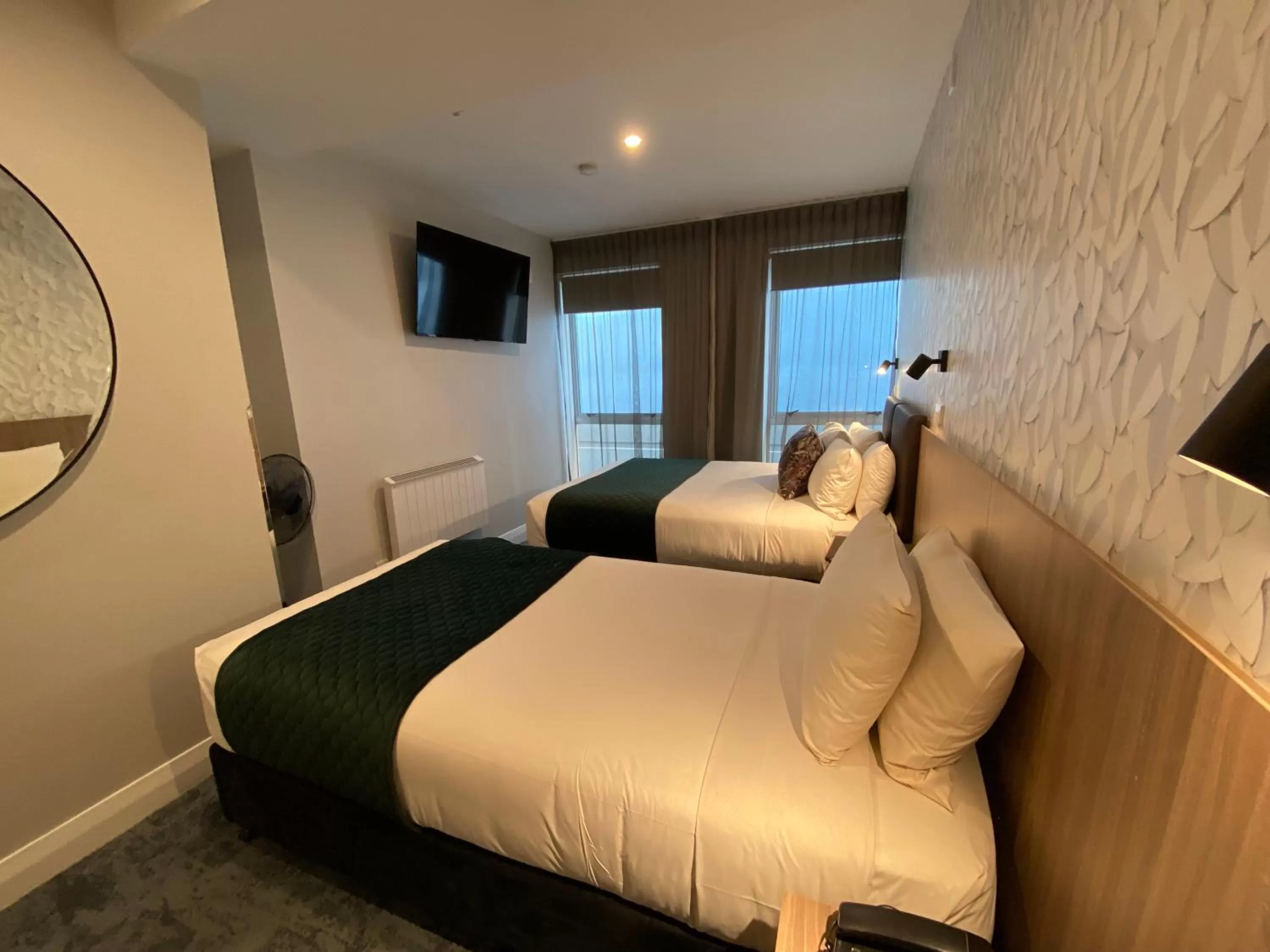 Photo of the whole room, Bed in Trinity Hotel