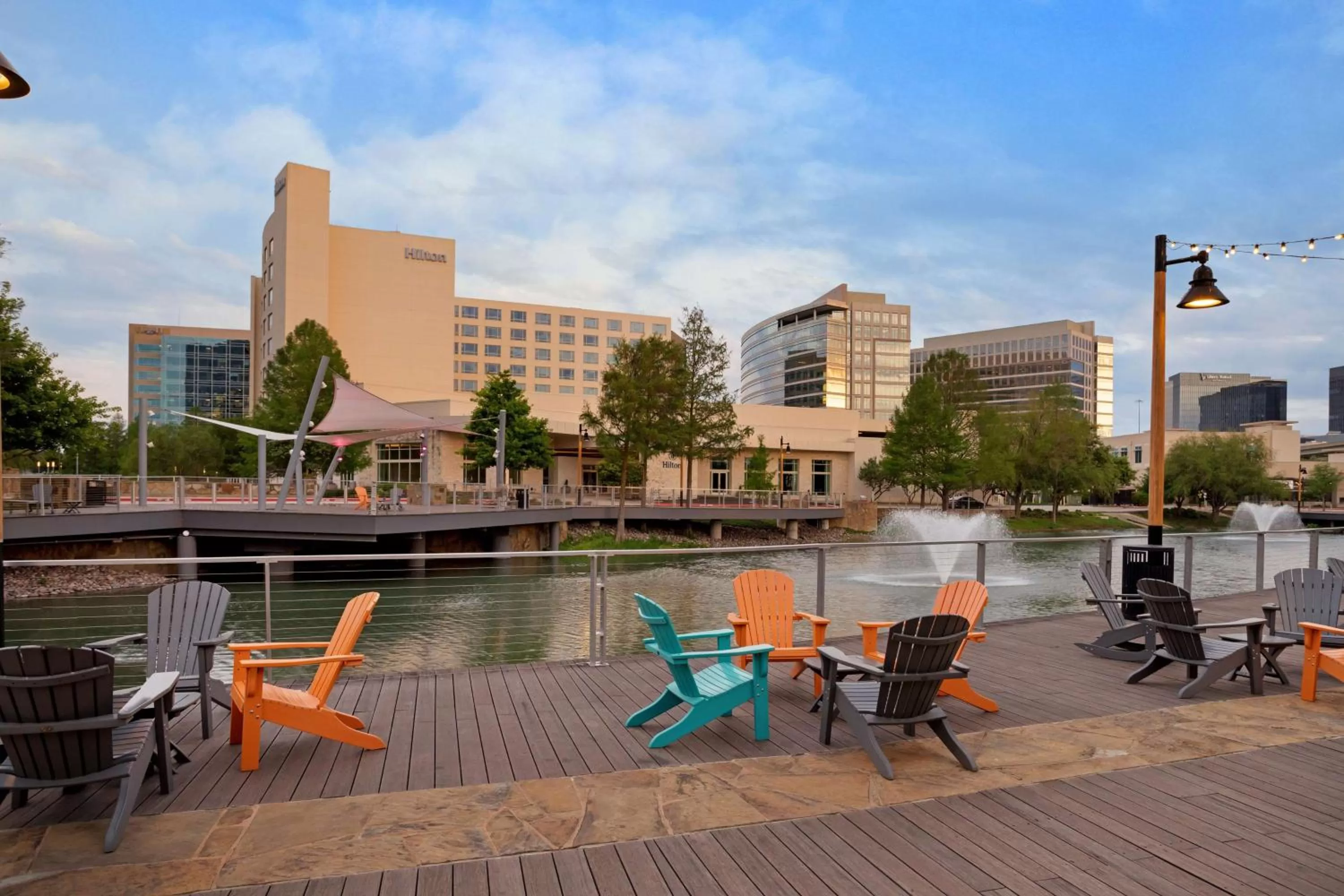 Property building in Hilton Dallas/Plano Granite Park