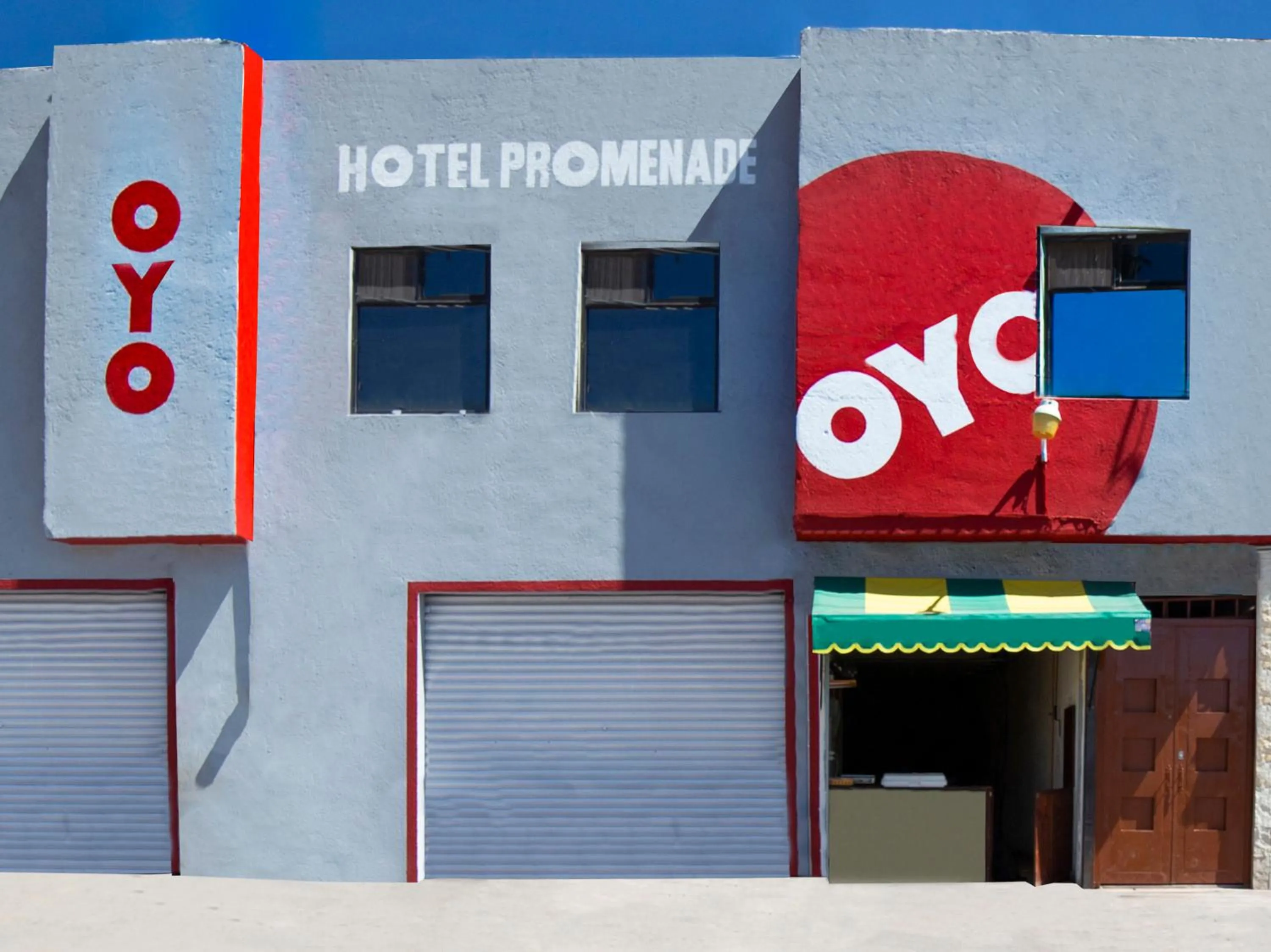 Facade/entrance in OYO Promenade