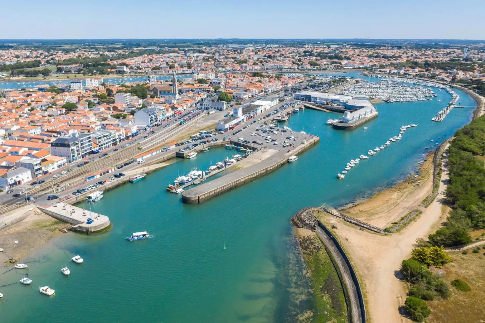 Bird's eye view in ibis Styles St Gilles Croix de Vie centre-ville