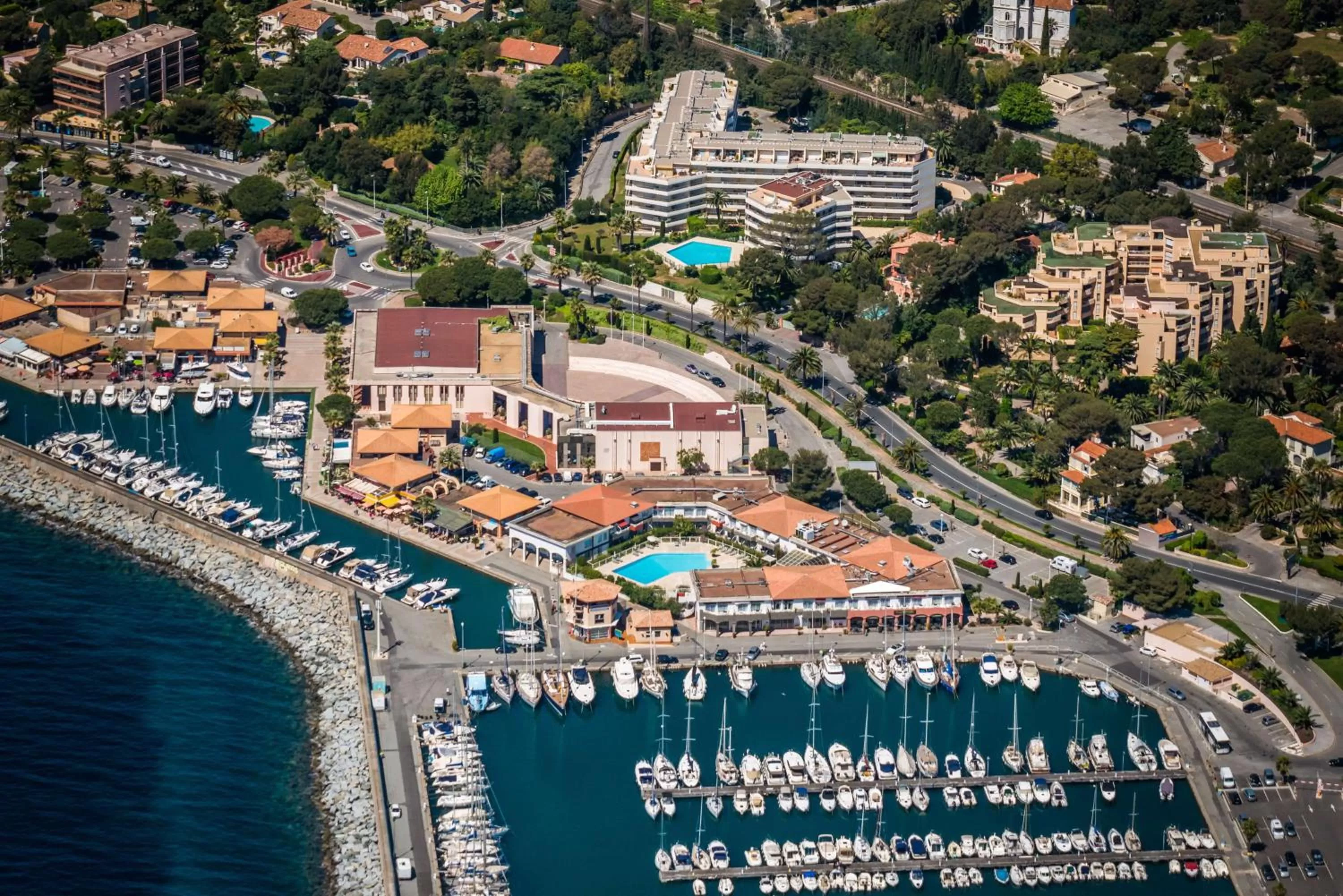 Property building in Best Western Plus La Marina