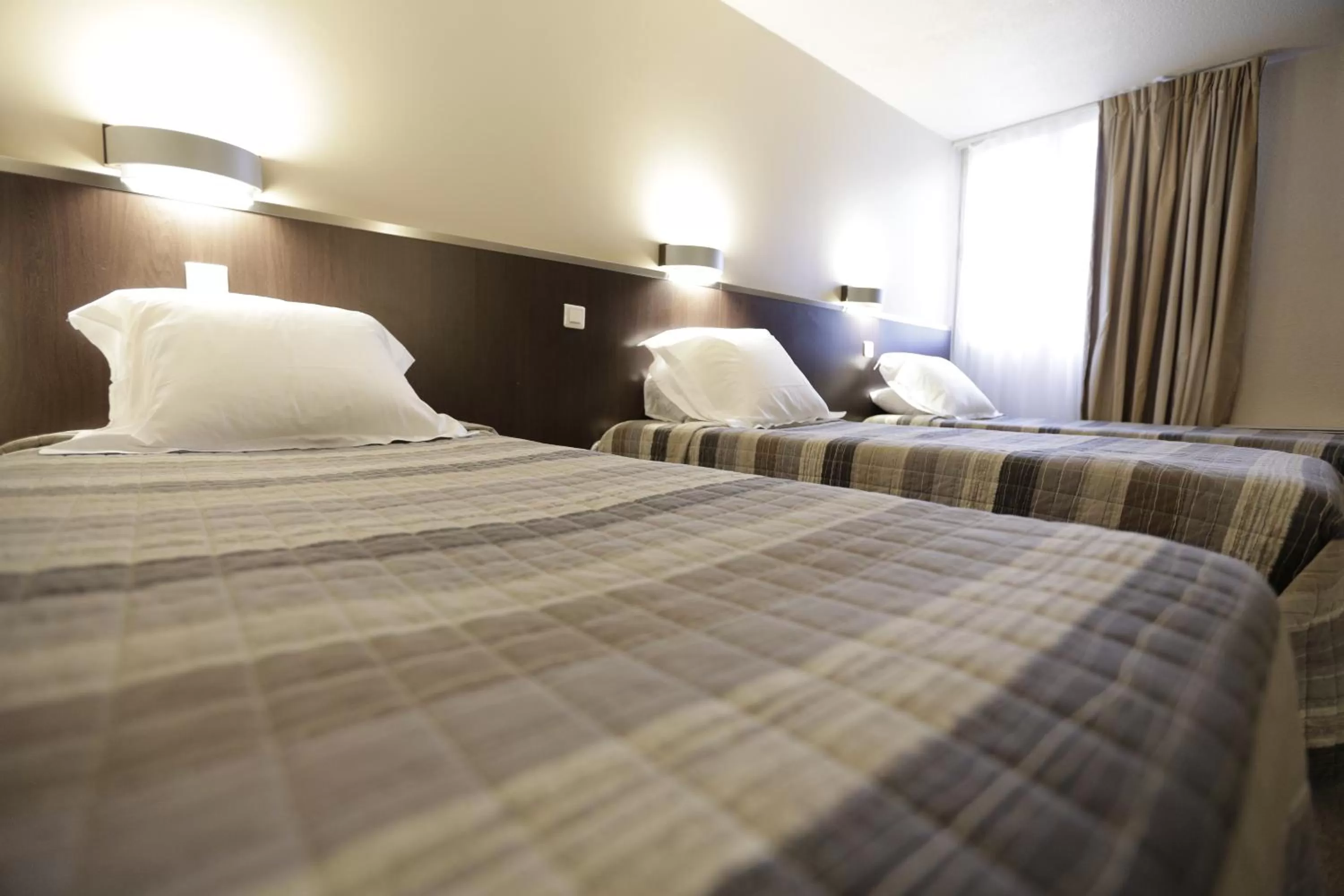 Bedroom, Bed in Hôtel Au Petit Caporal