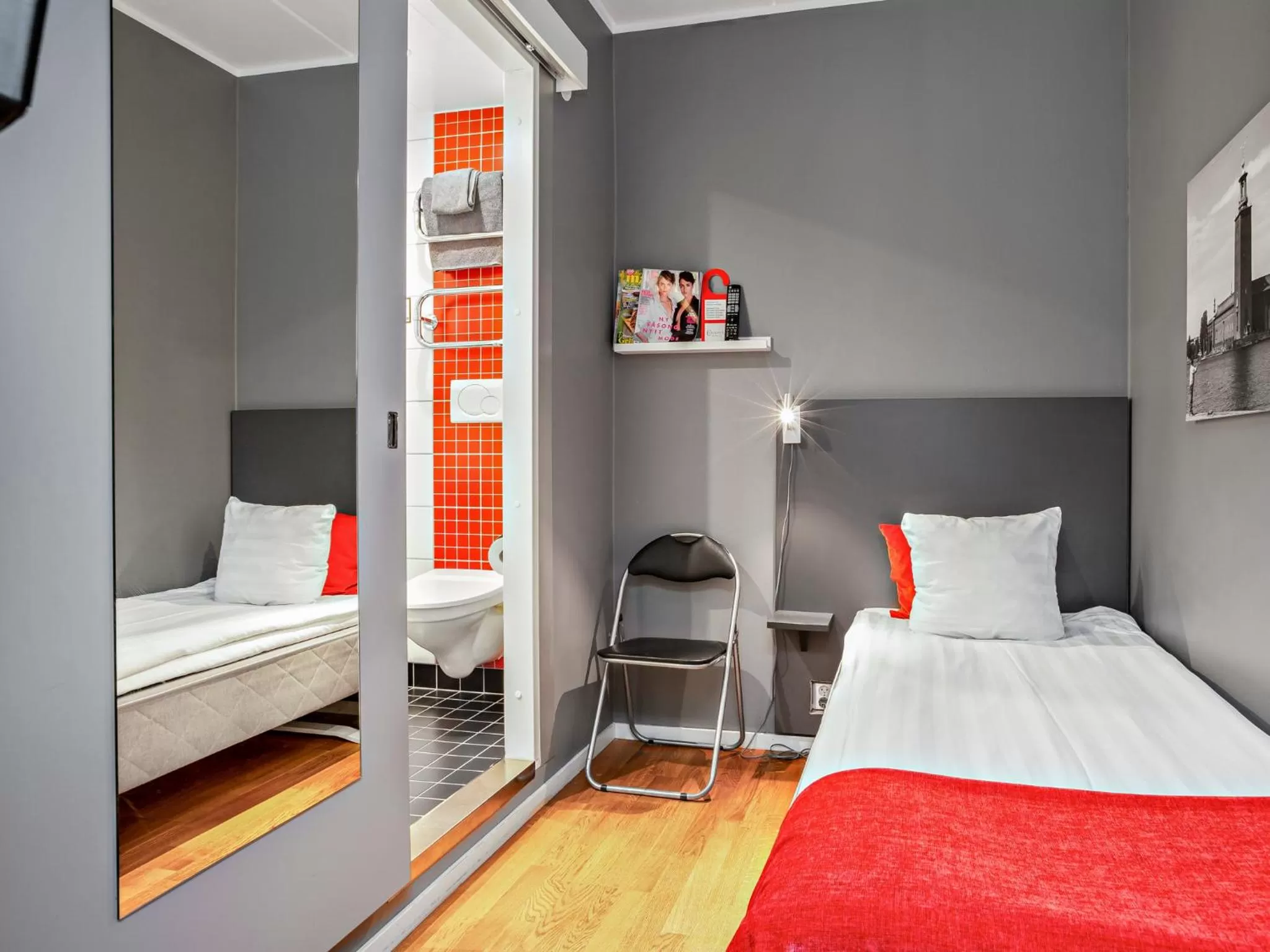 Bedroom, Bed in Connect Hotel City