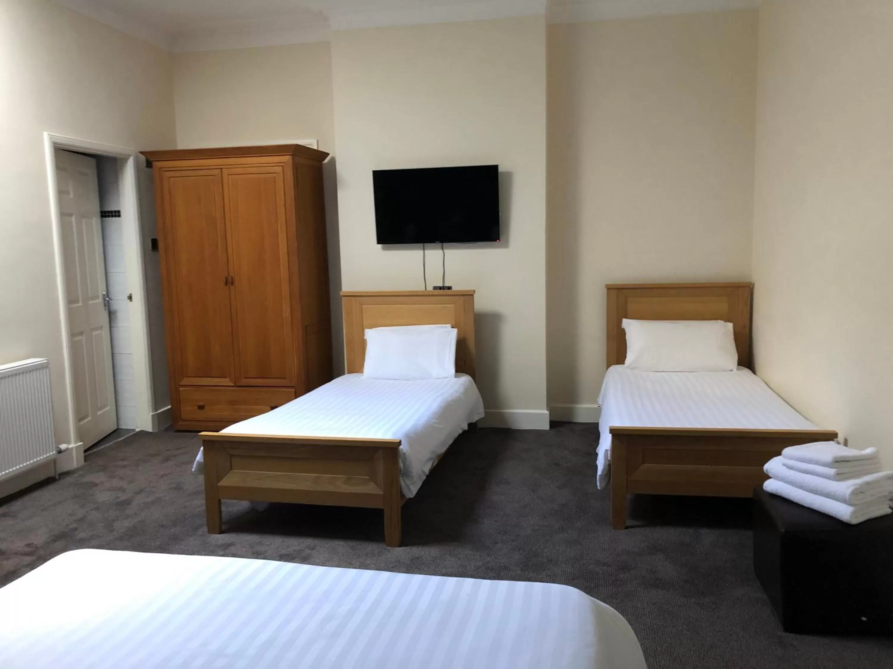 Bed in The Douglas Hotel