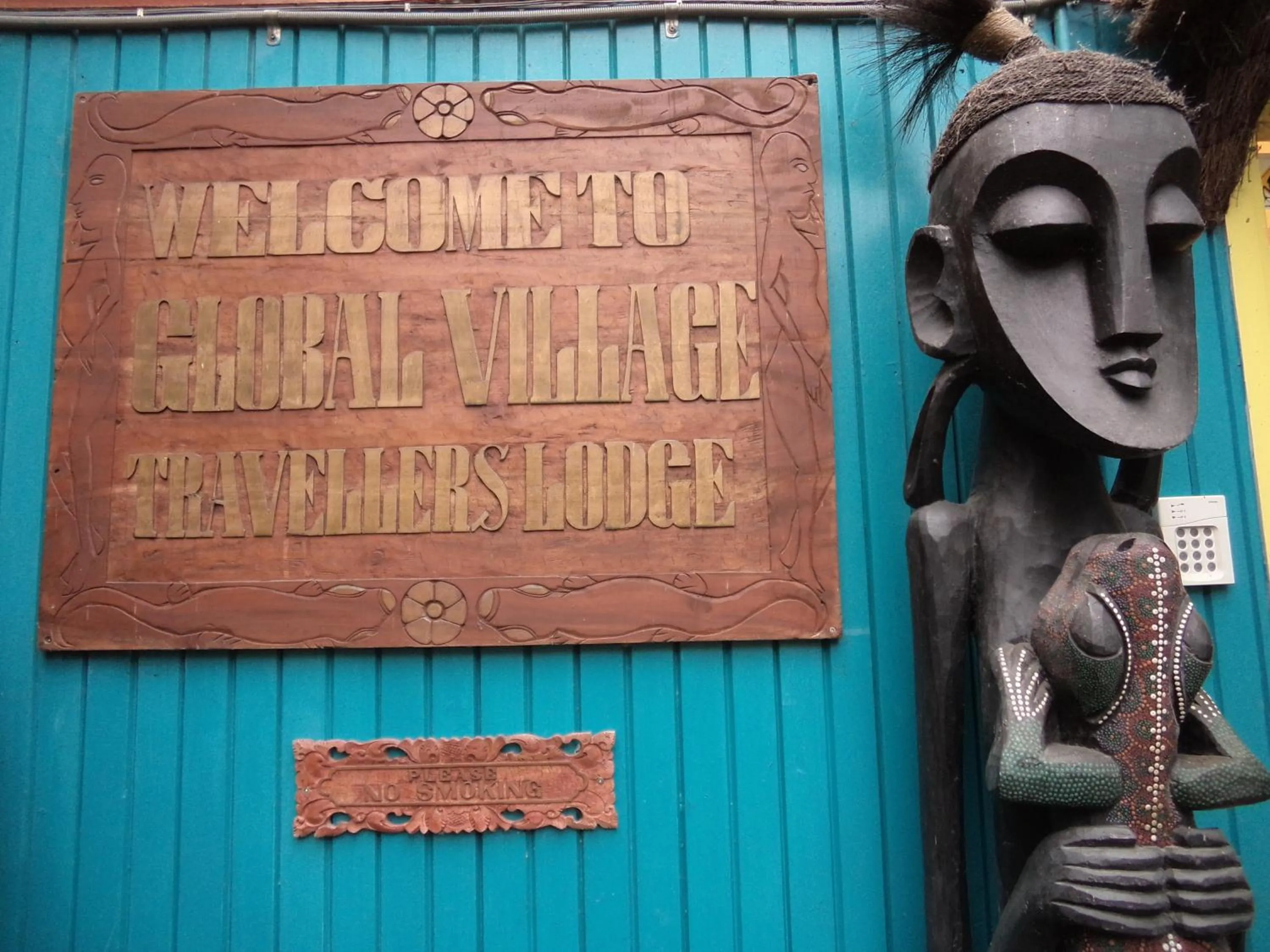 Facade/entrance in Global Village Travellers Lodge