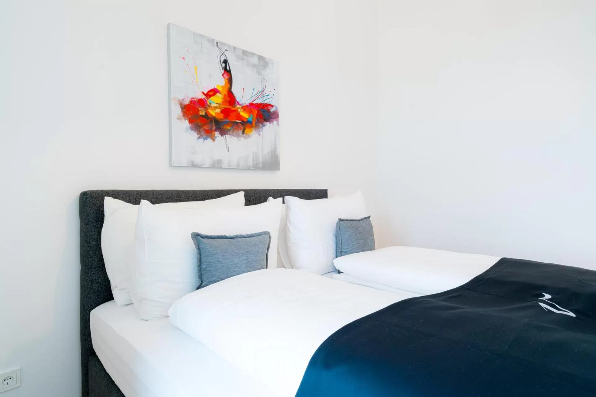 Bed in Vienna Residence, Marina Tower - Danube