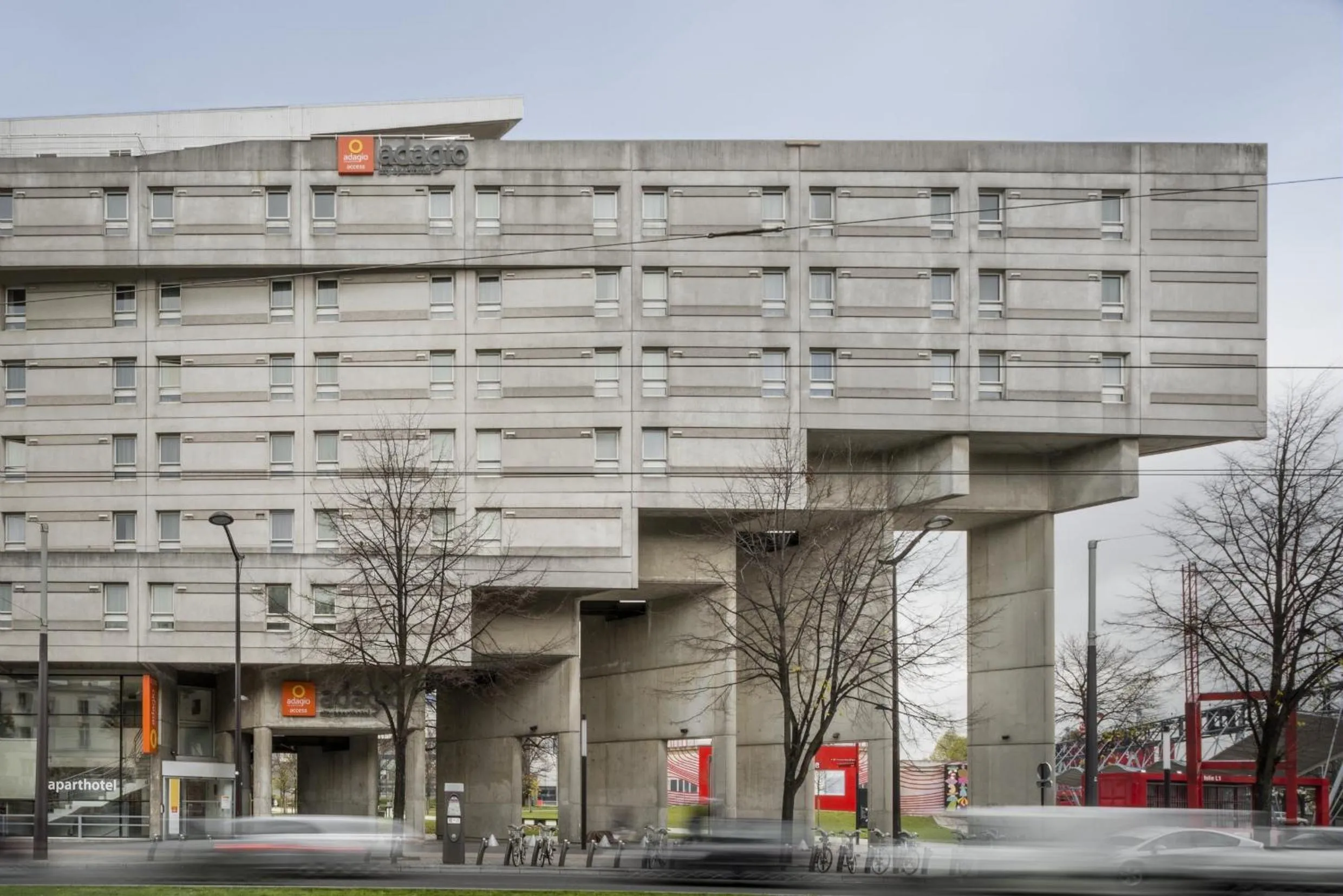 Facade/entrance in Aparthotel Adagio Access Paris La Villette