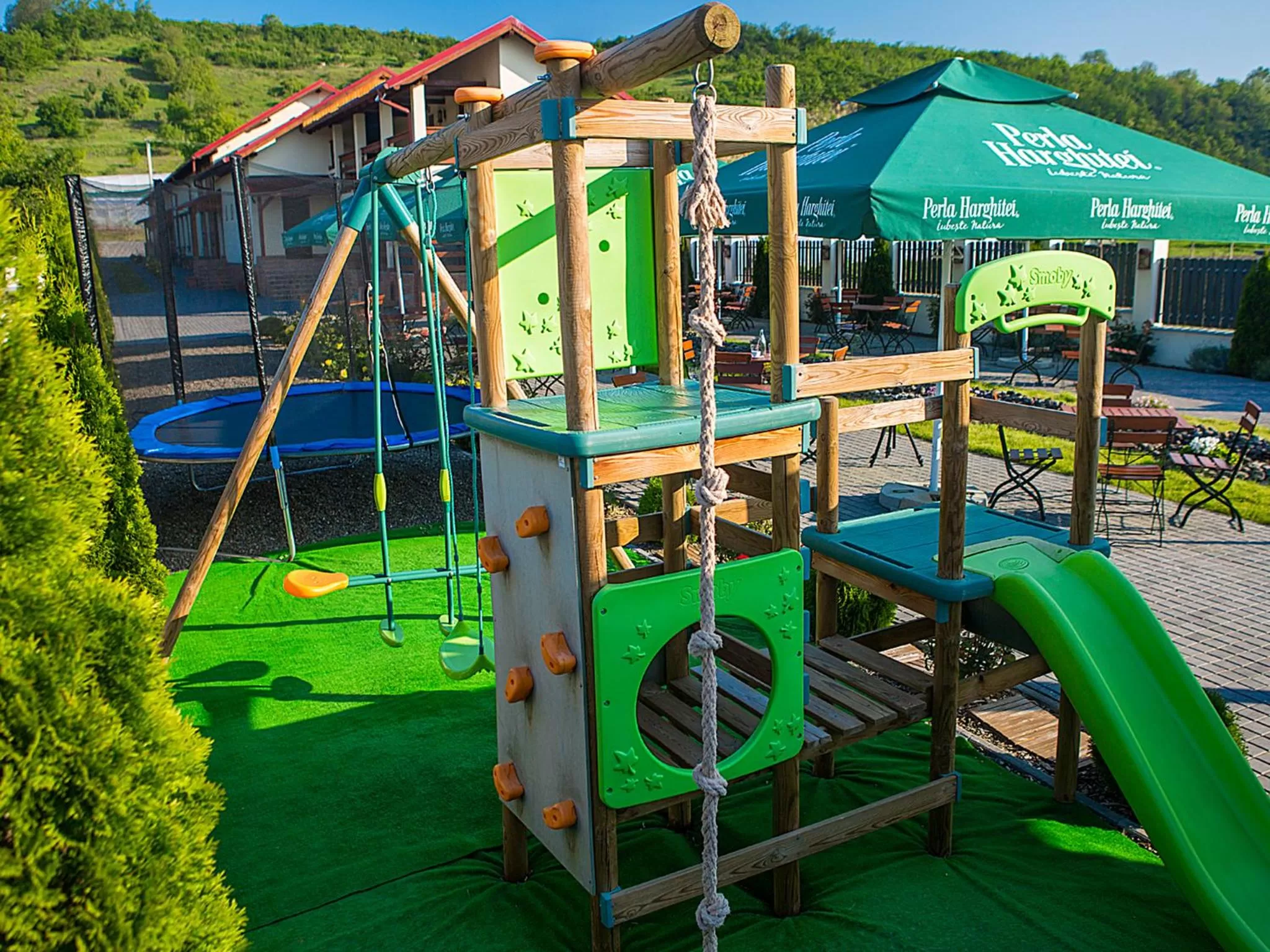Children play ground in Country Court