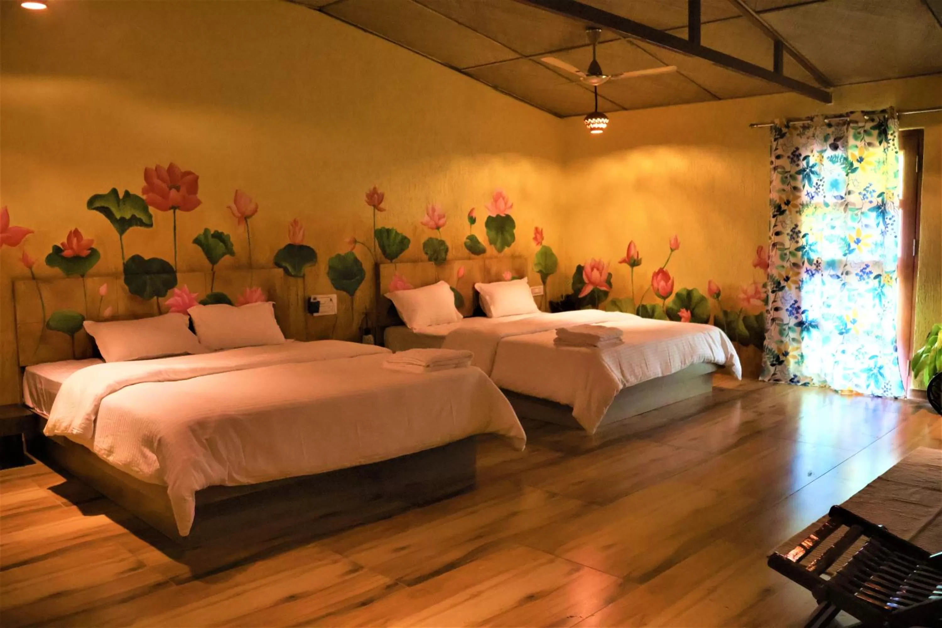 Bedroom, Bed in Saveda Farm & Cottages