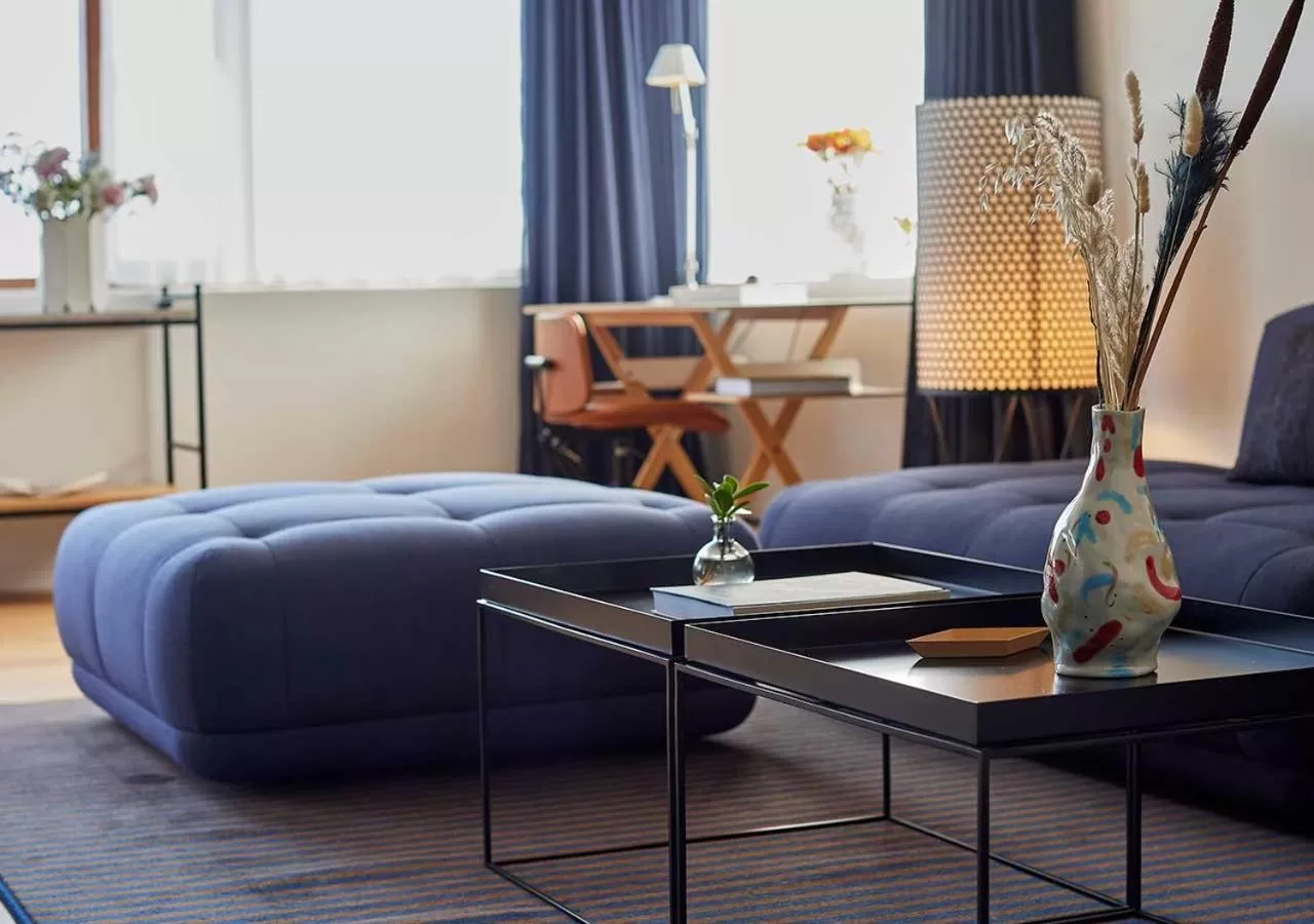 Living room, Bed in Charlottehaven