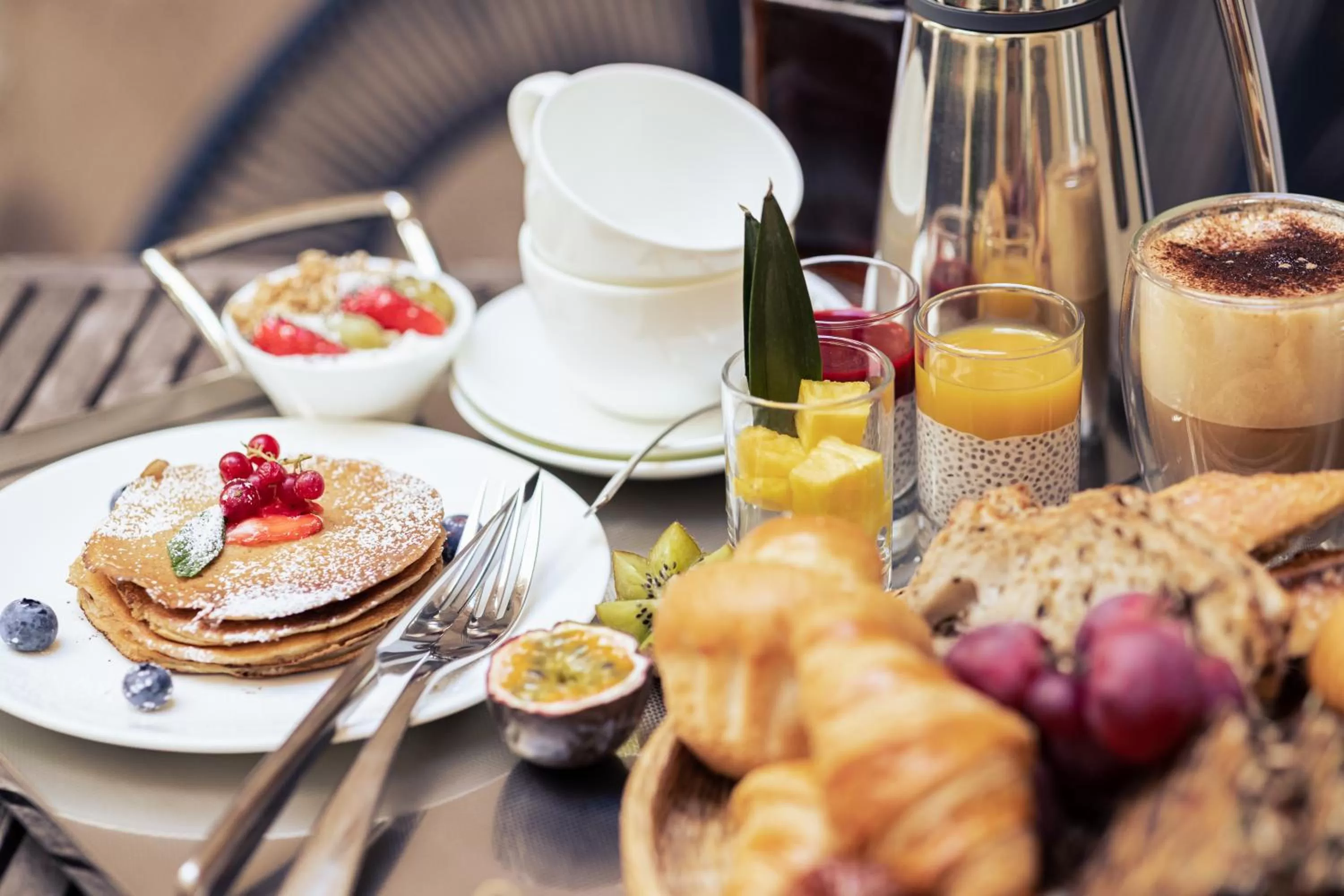 Breakfast in Villas Foch Boutique Hotel & Spa Bordeaux