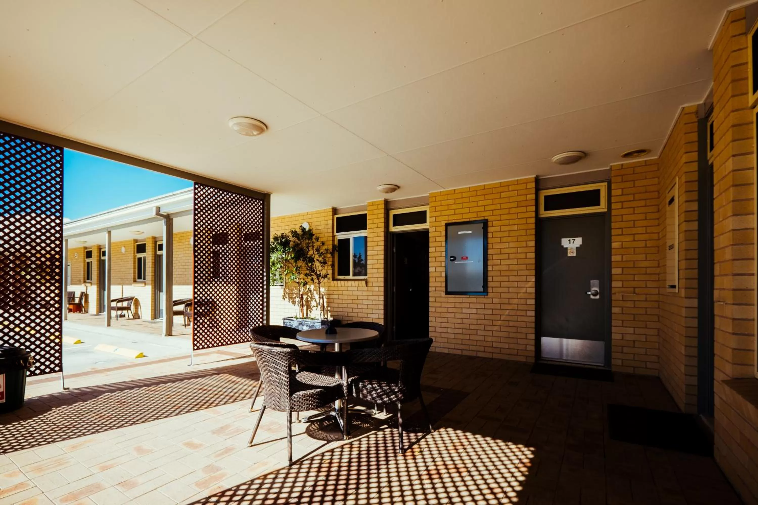 Property building in Club Motor Inn