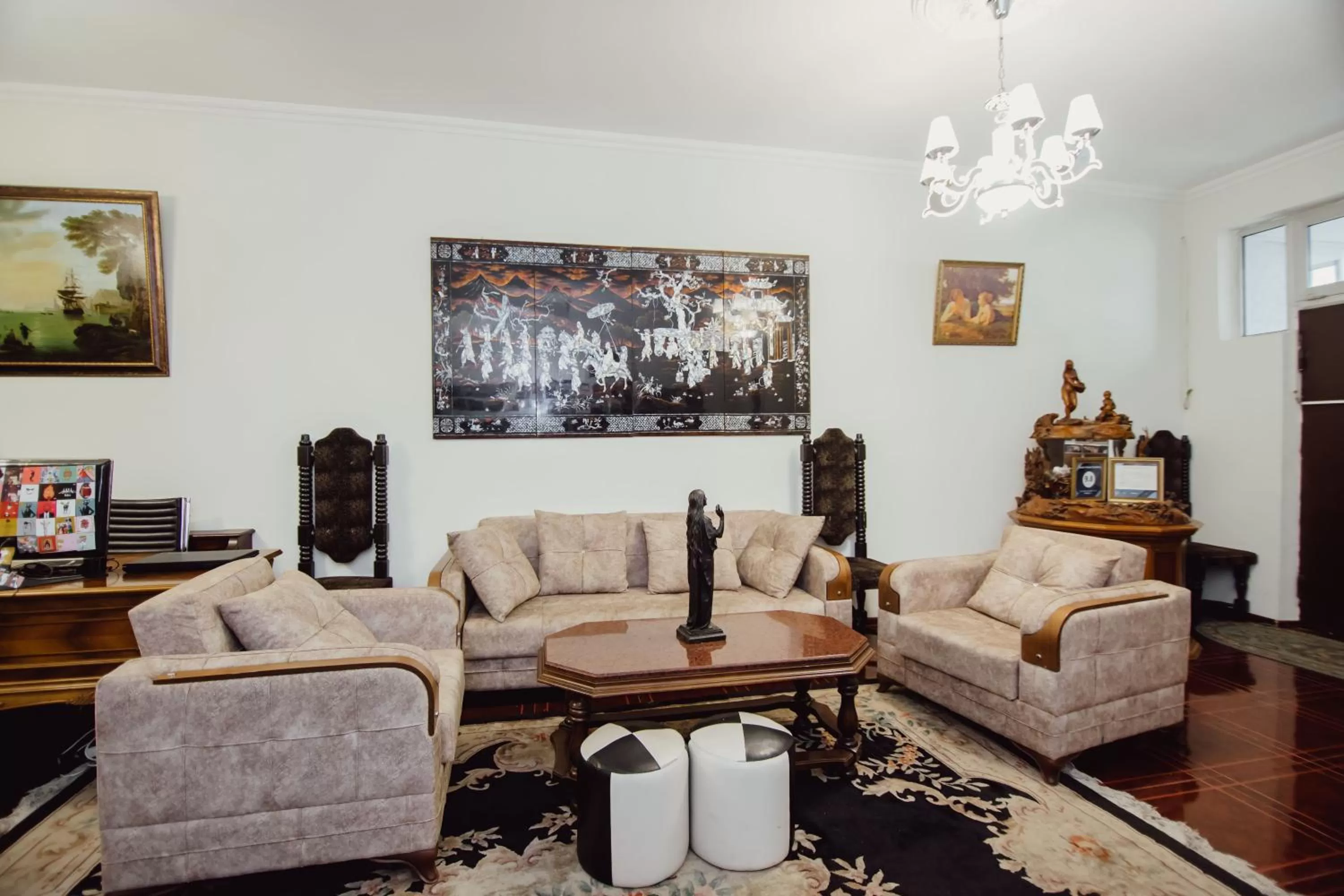 Seating area in Hotel Queen-Batumi