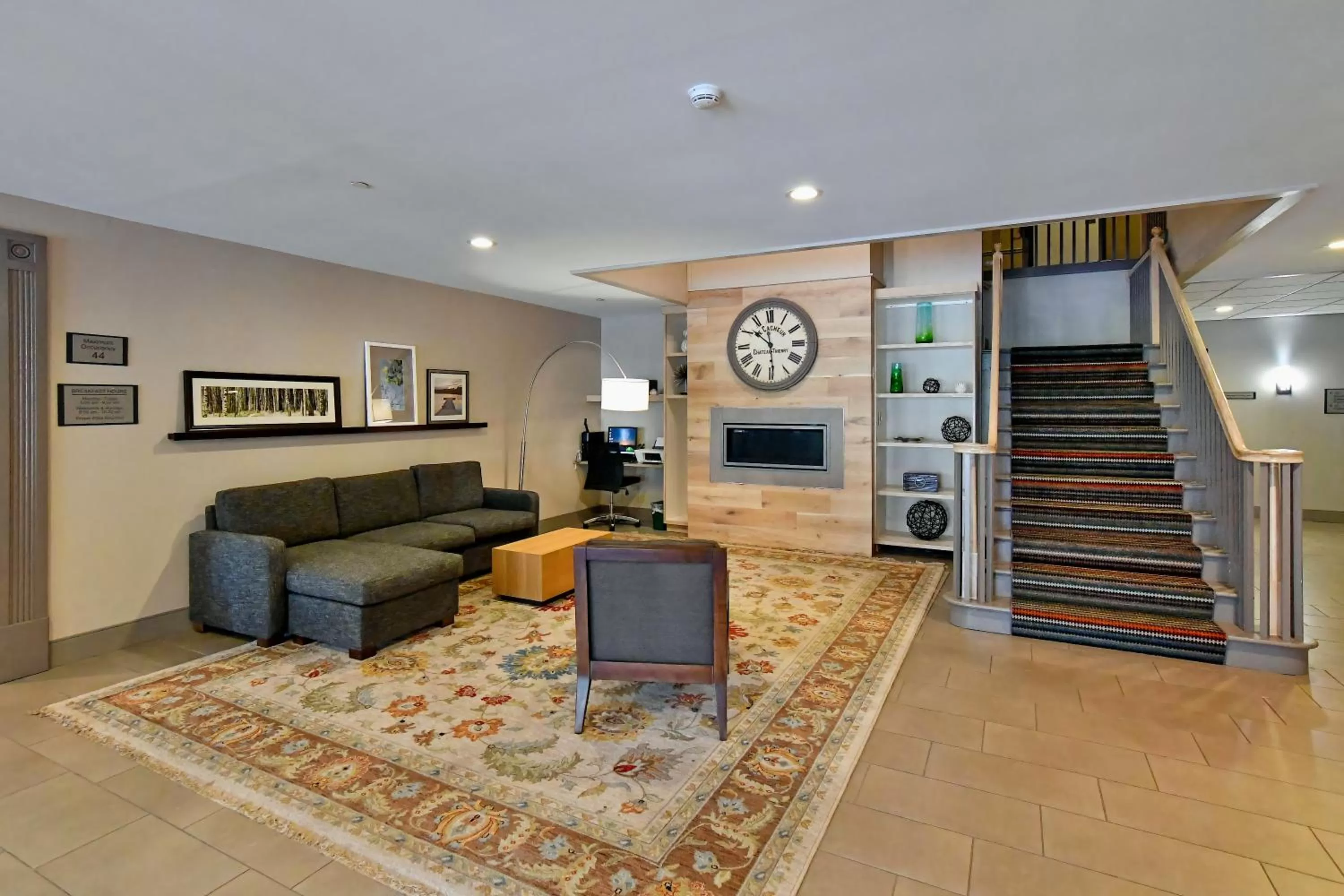 Lobby or reception, Lobby/Reception in Country Inn & Suites by Radisson, Mount Morris, NY