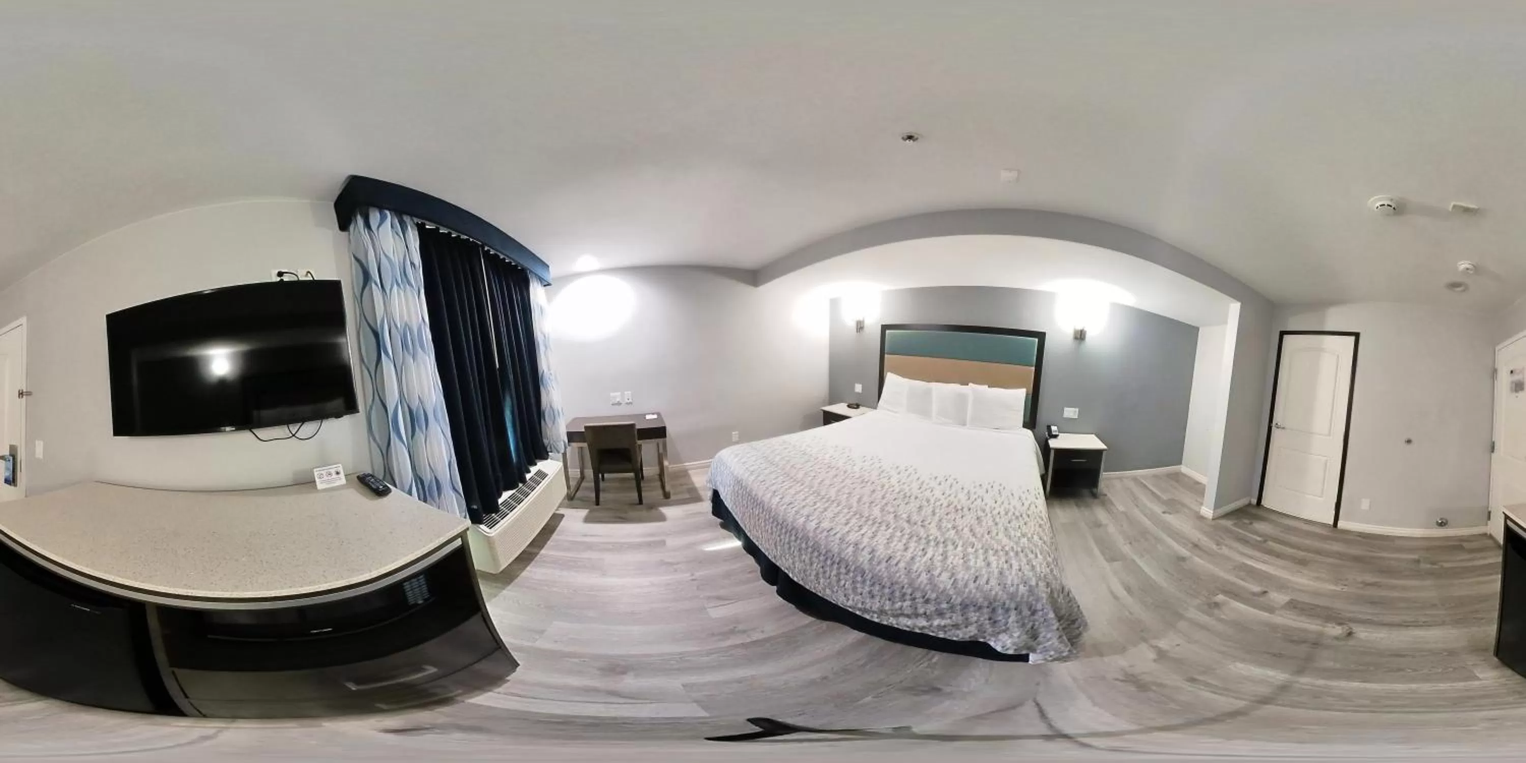 Queen Room with Roll-In Shower - Mobility Accessible/Non-Smoking in Travelodge Inn & Suites by Wyndham West Covina