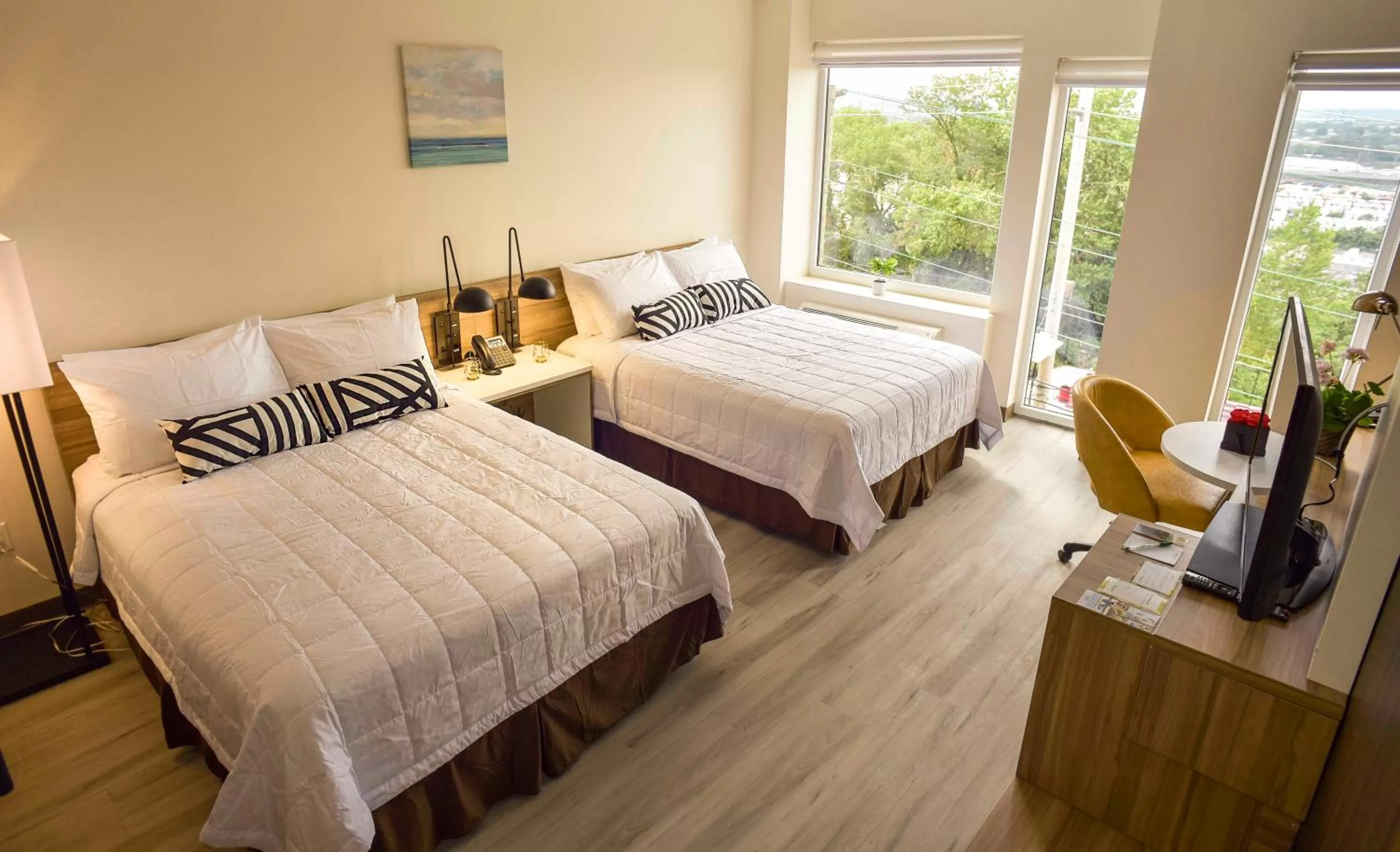 Bed in Wyndham Garden North Bergen - Secaucus