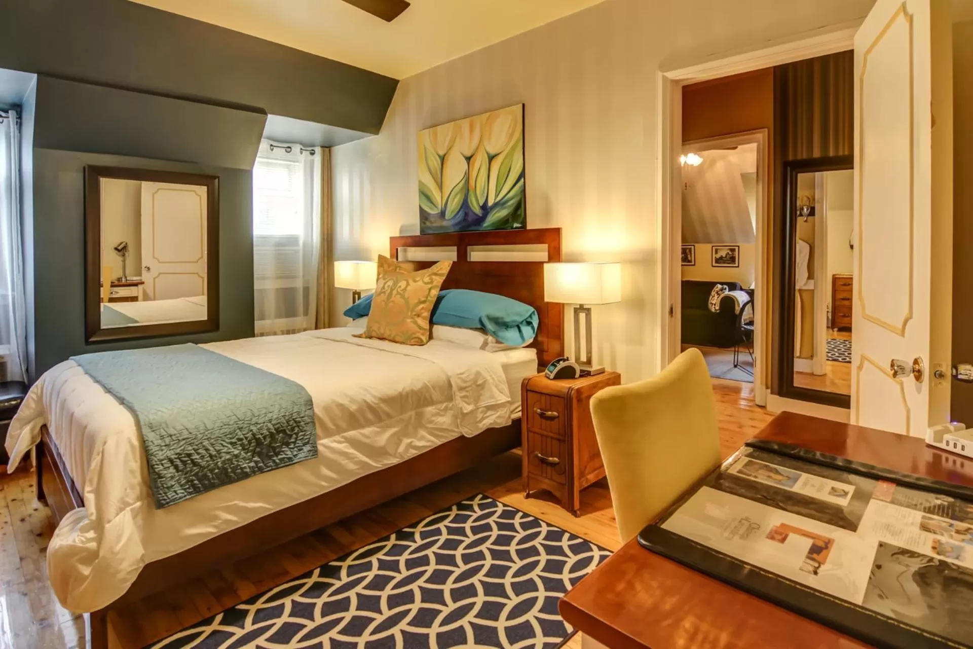 One-Bedroom Suite in Chateau Murdock Gite et Esthétique 1950