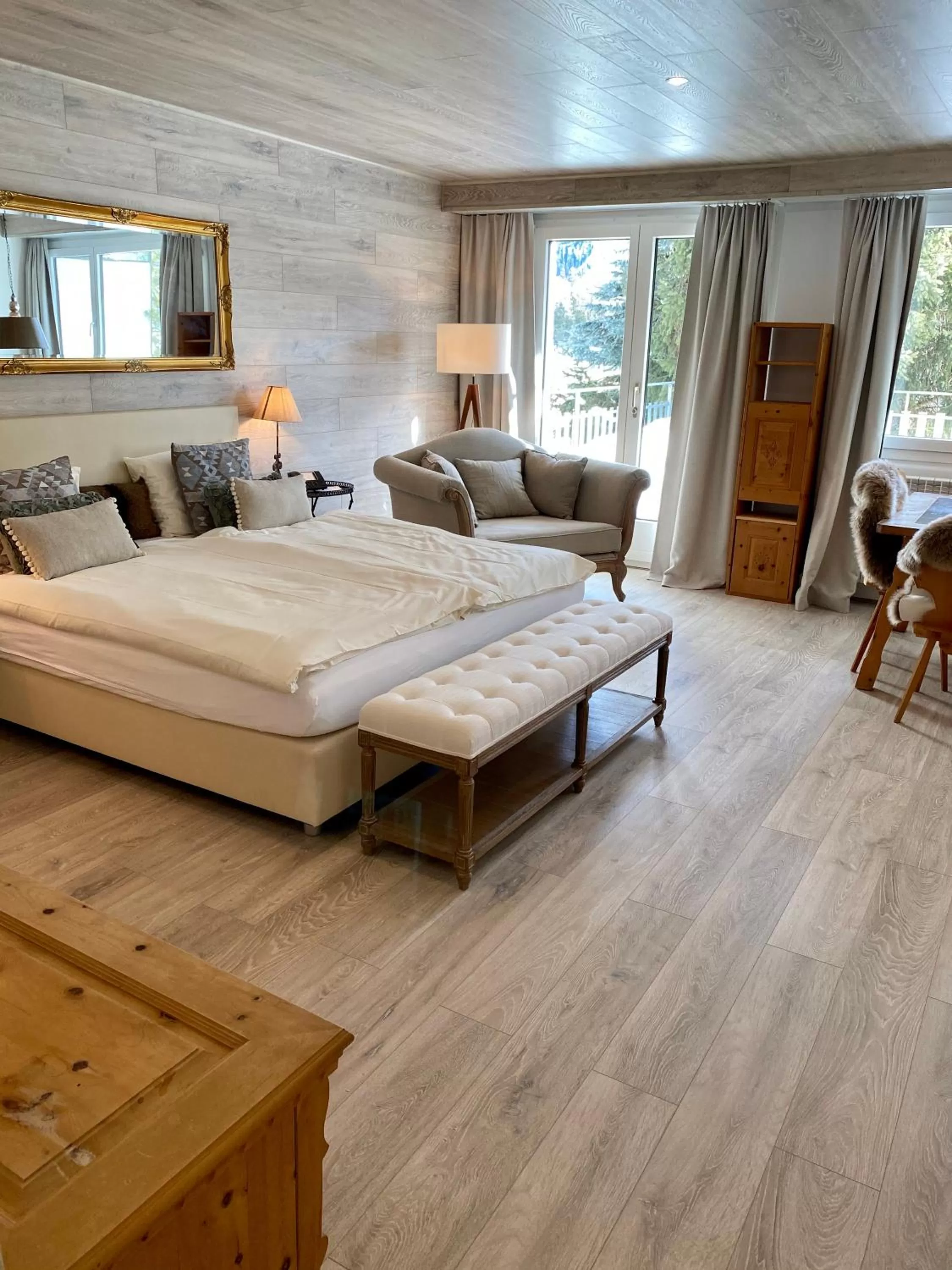 Hotel Europa Suites St Moritz