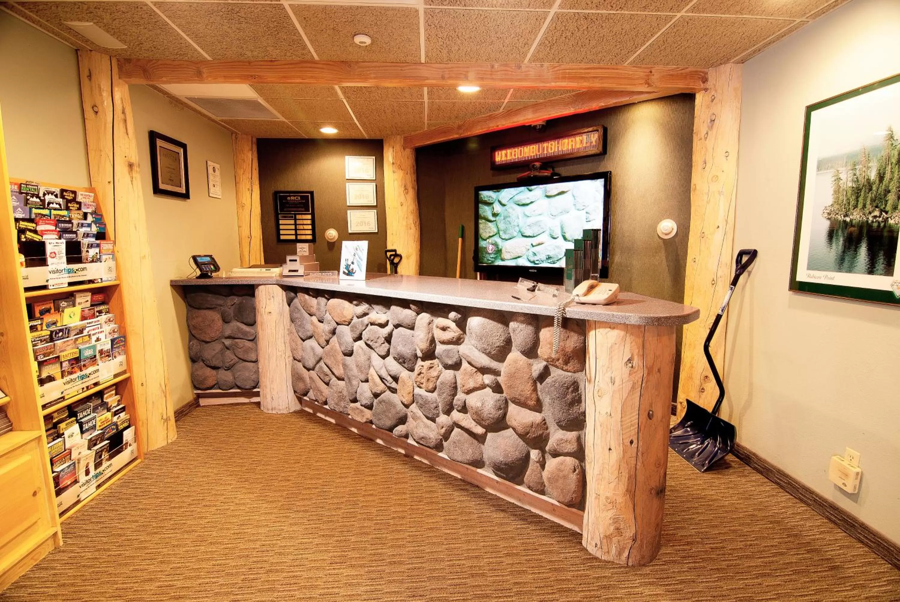 Lobby or reception in The Ridge Sierra