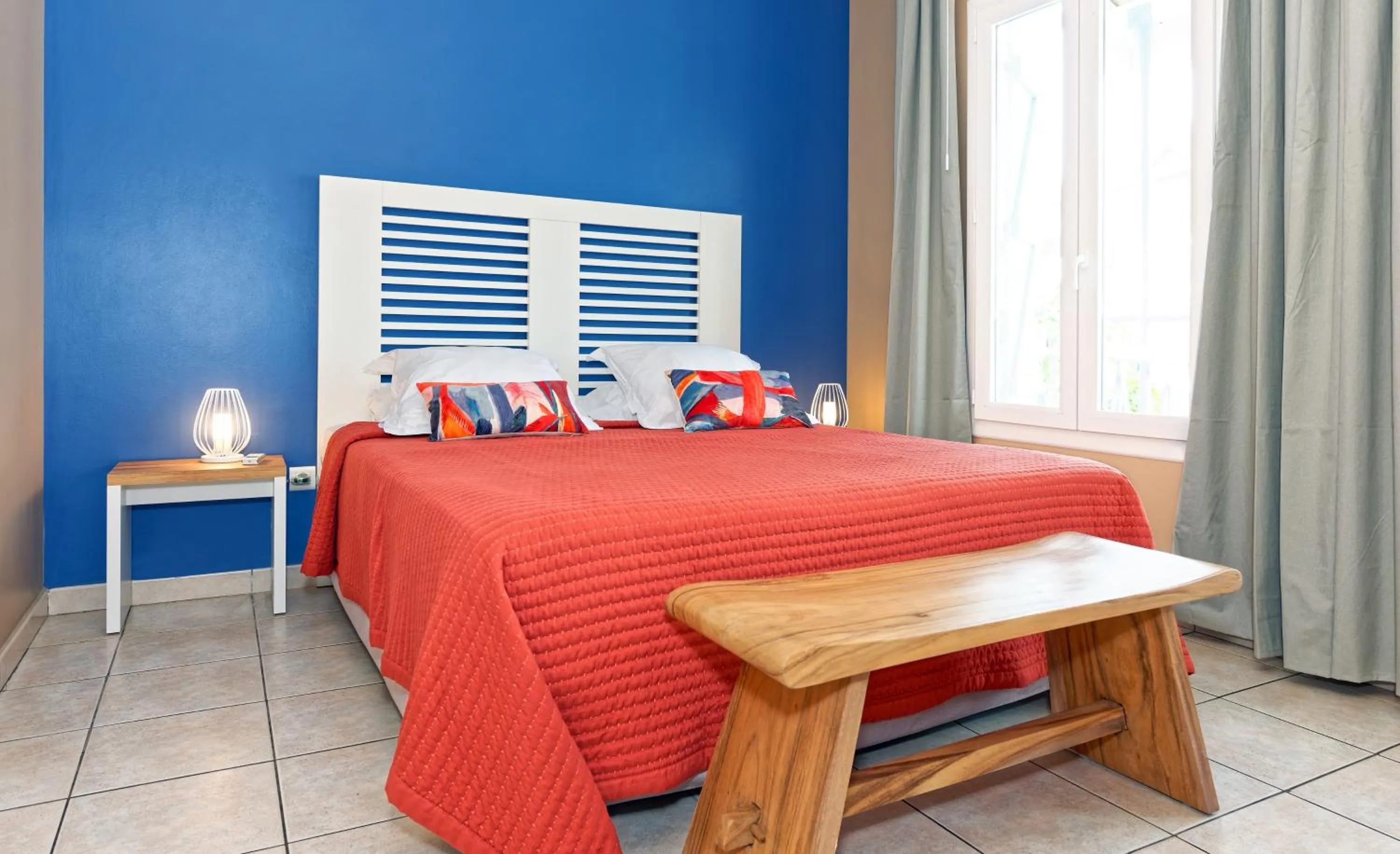 Bed in Village Creole