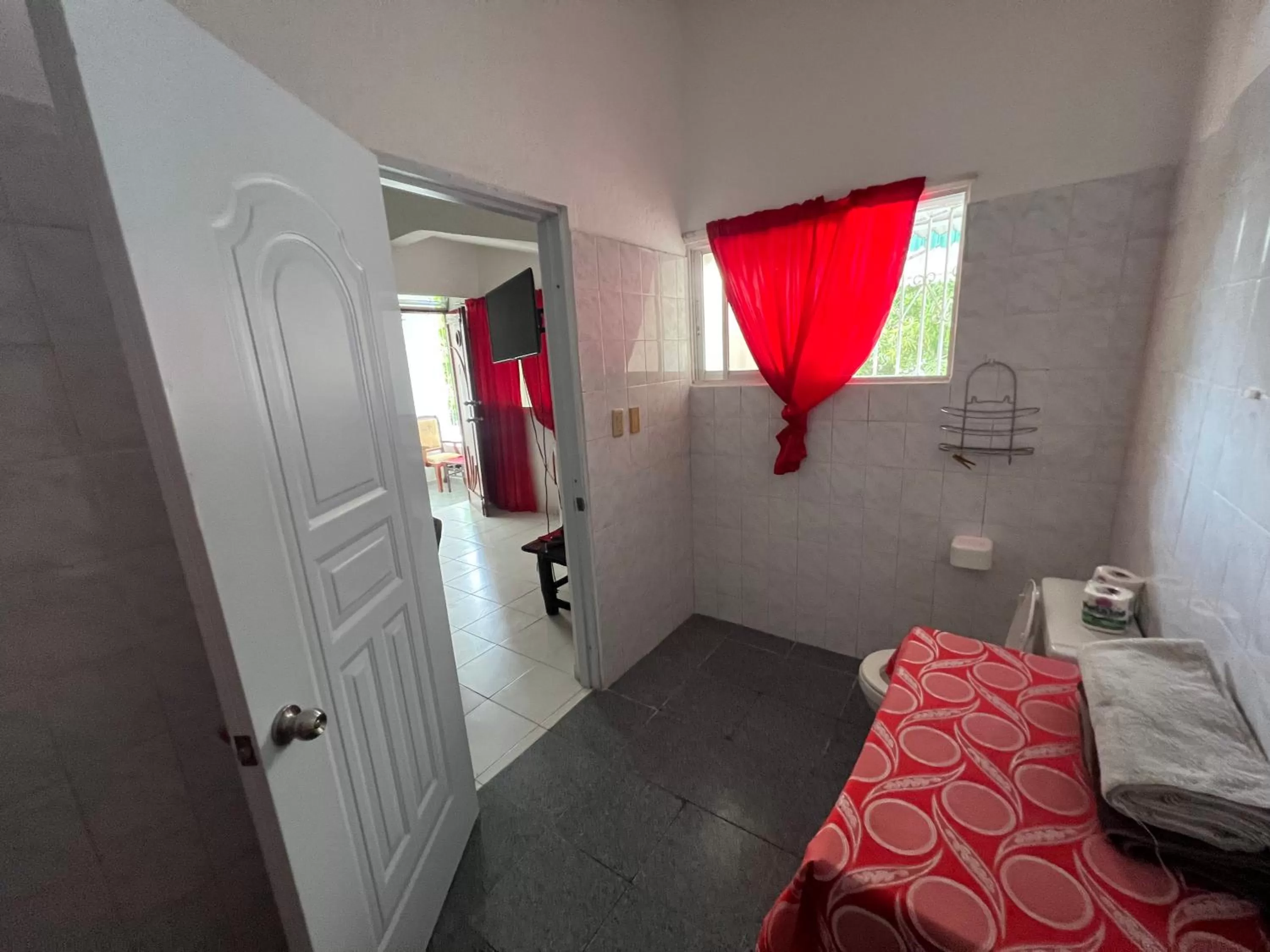 Bathroom in Villa Antonia 16