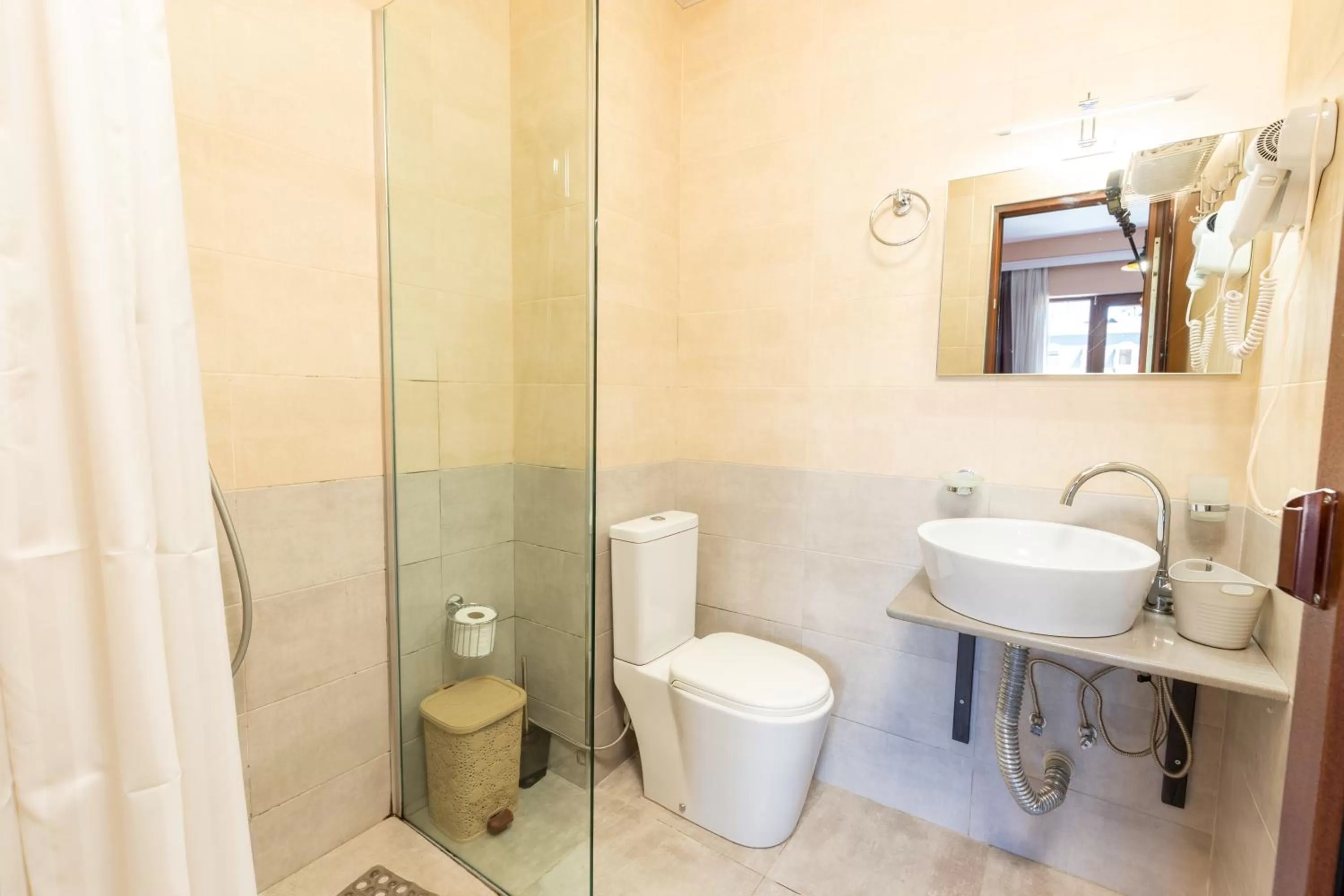 Bathroom in Hotel N16