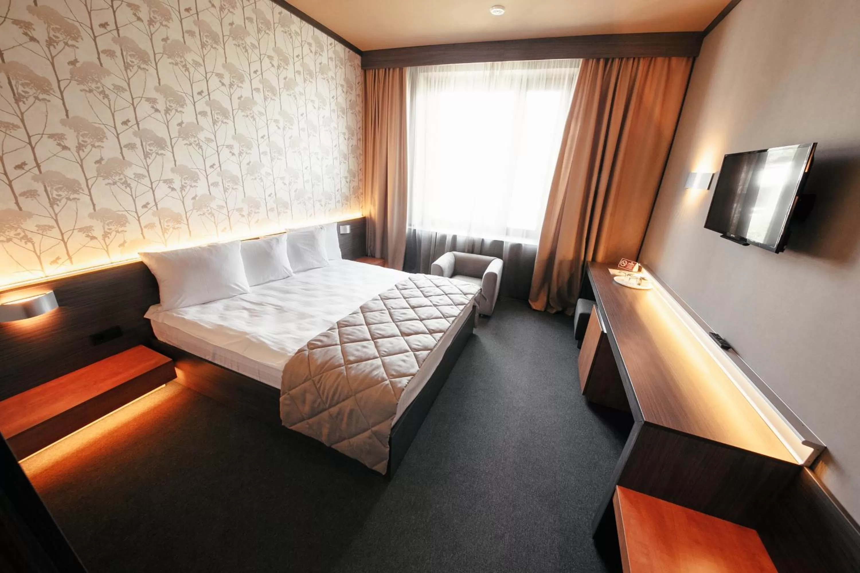 Photo of the whole room in Jolly Alon Hotel