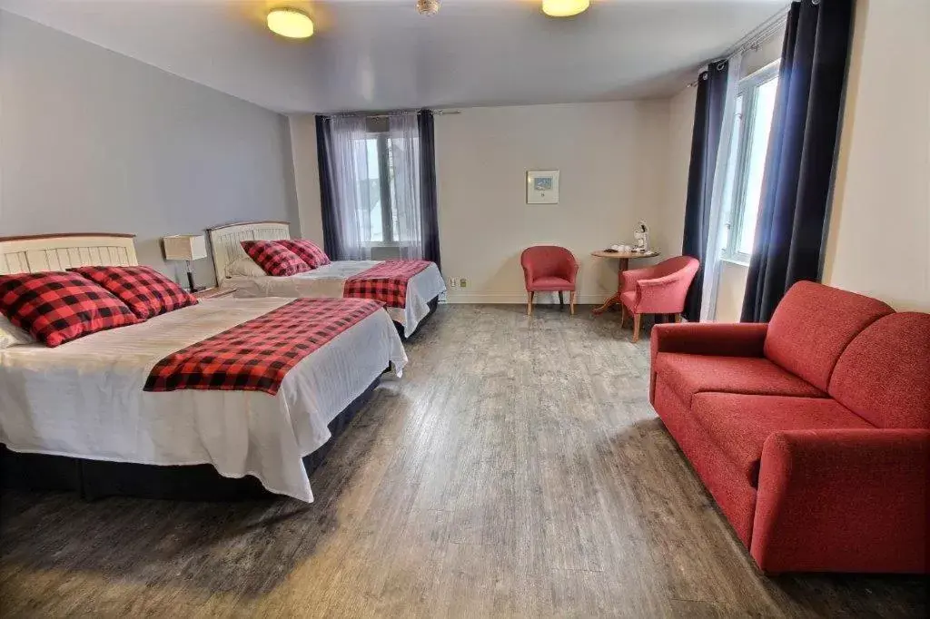 Queen Suite in Auberge - Village Grande Nature Chic-Chocs Queen Suite in Auberge - Village Grande Nature Chic-Chocs