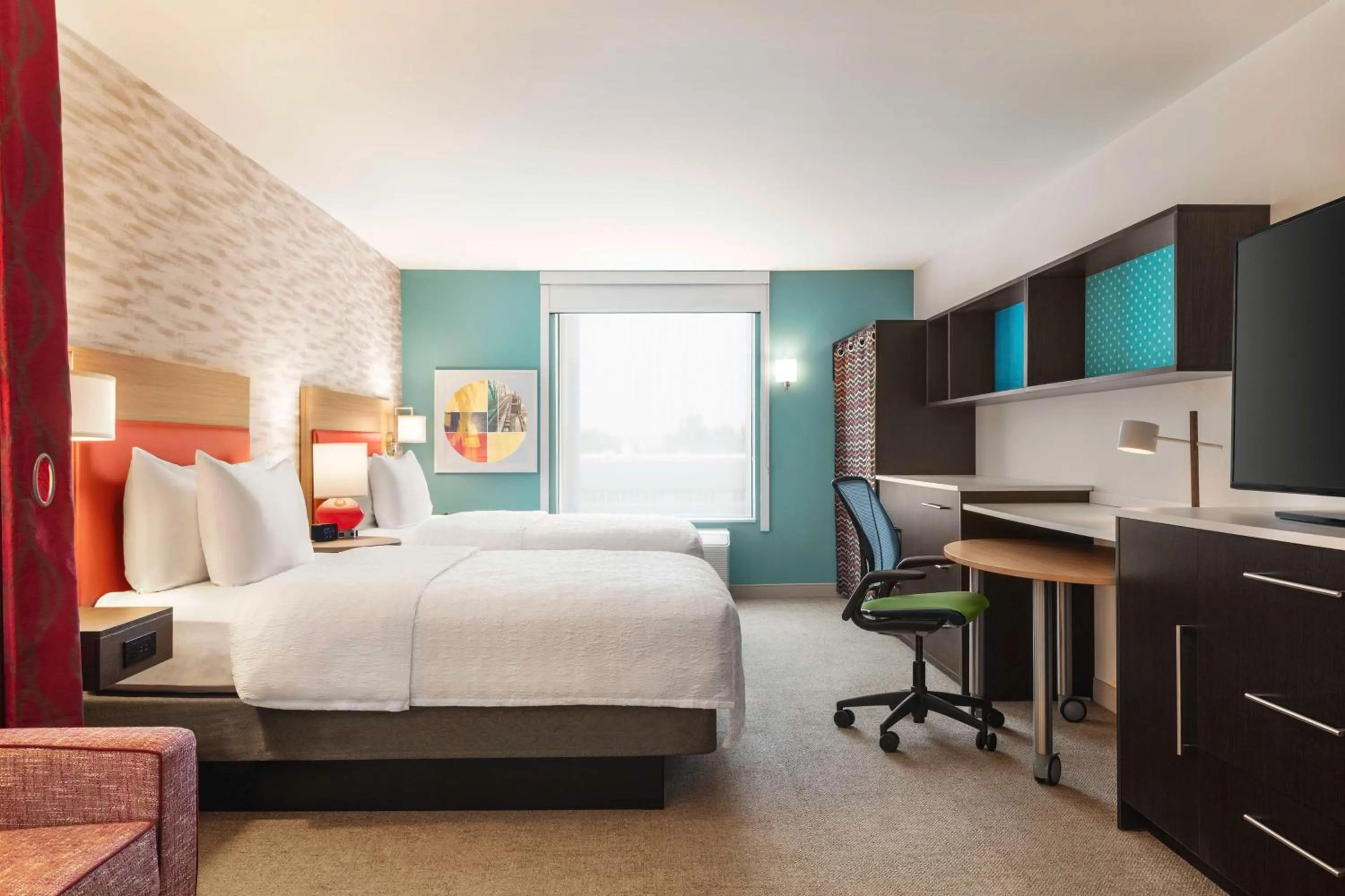 Bedroom, Bed in Home2 Suites By Hilton Milwaukee West