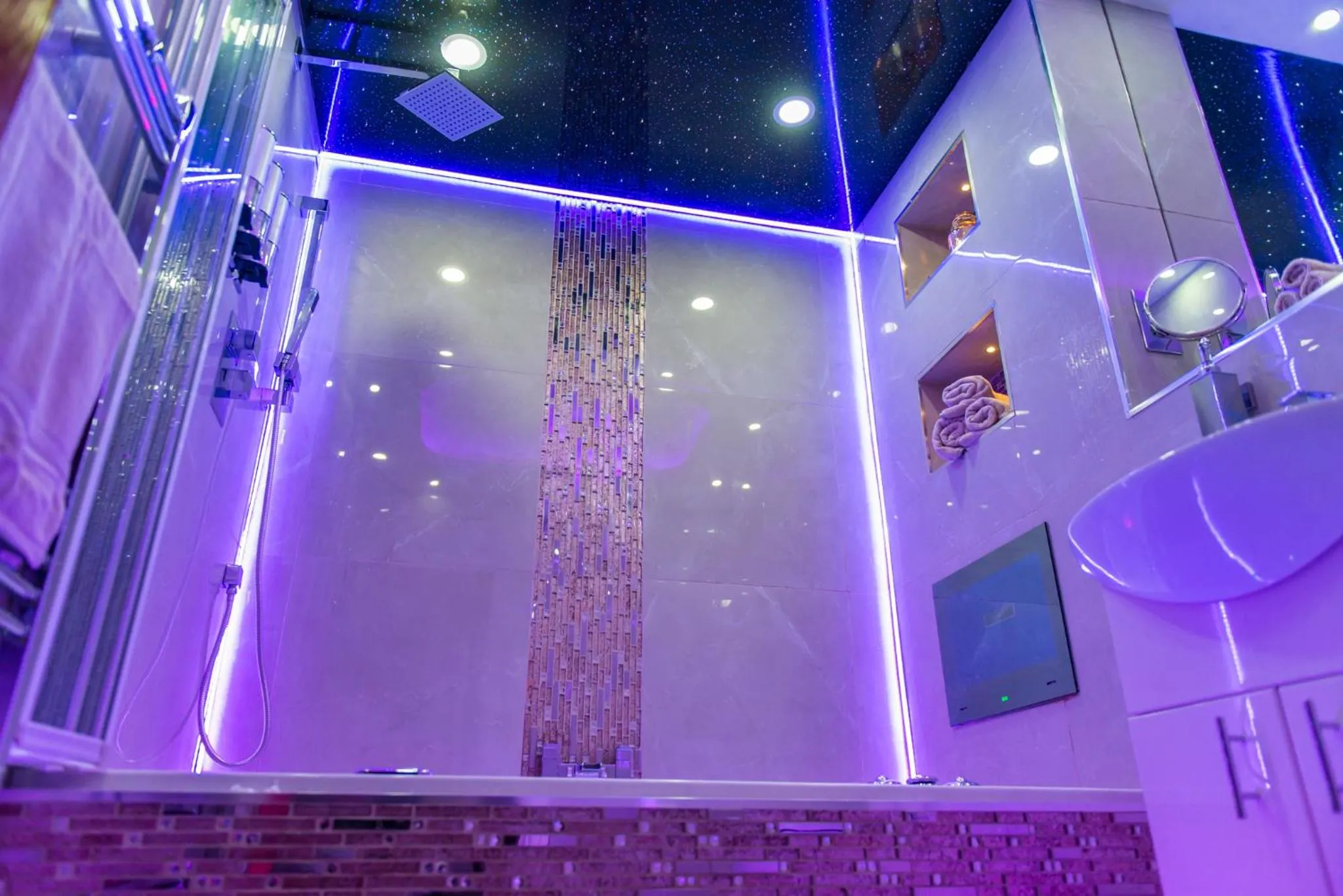 Meridian Serviced Apartments