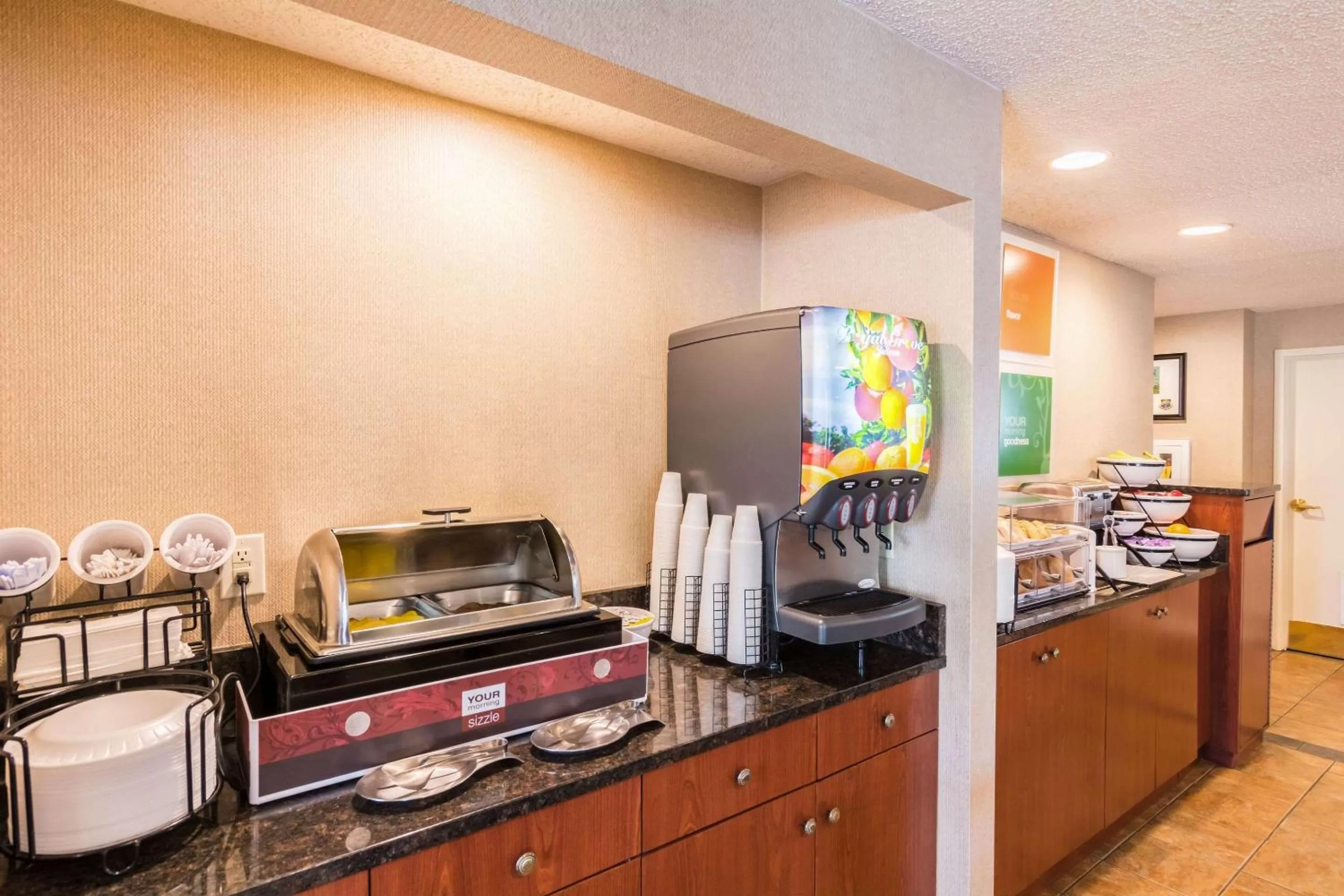 Restaurant/places to eat in Comfort Inn at Joint Base Andrews
