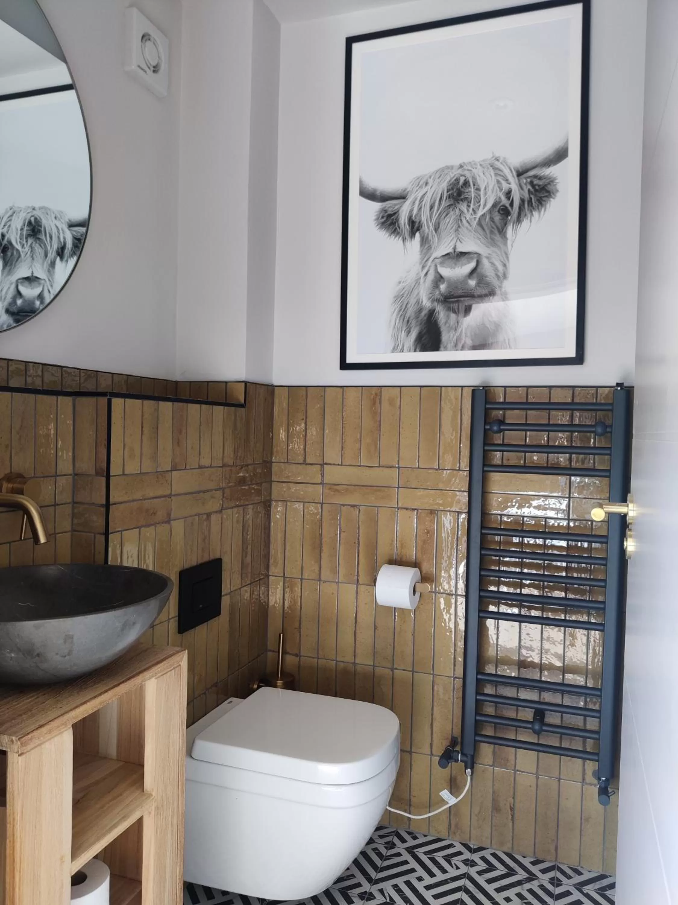Bathroom in Hanley House