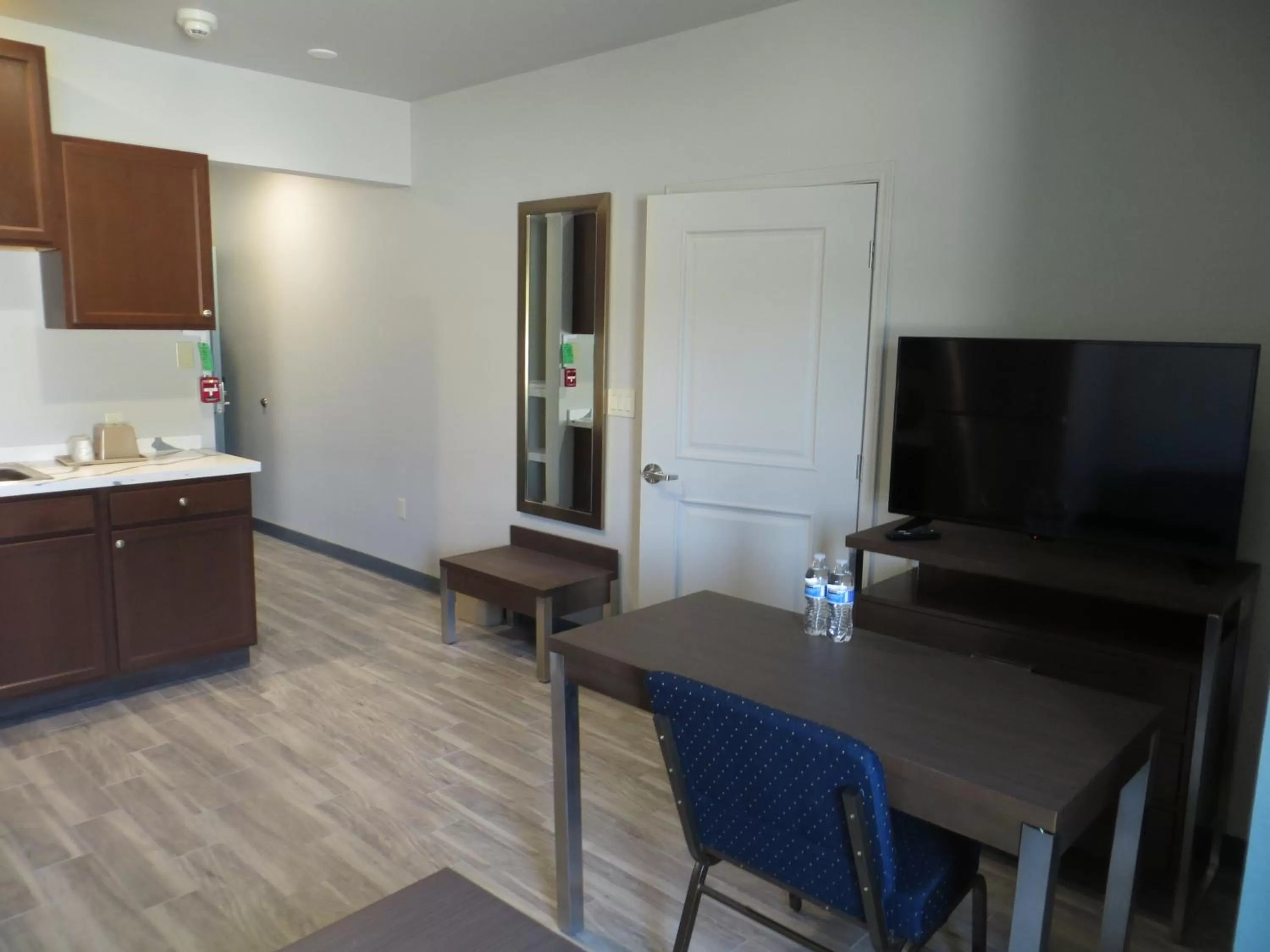 Hotel Blue - Woodlands