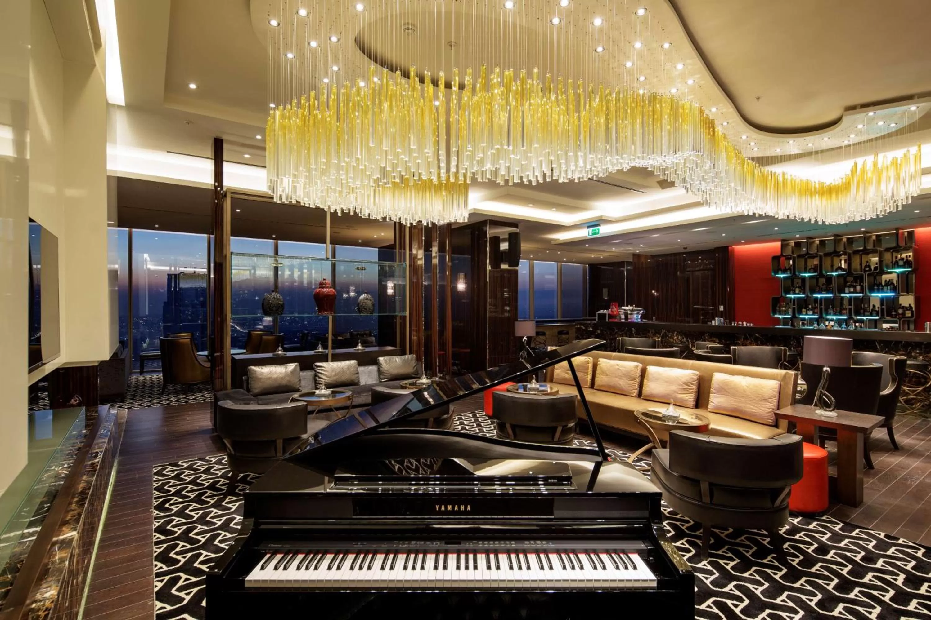 Lounge or bar in Hilton Istanbul Bomonti