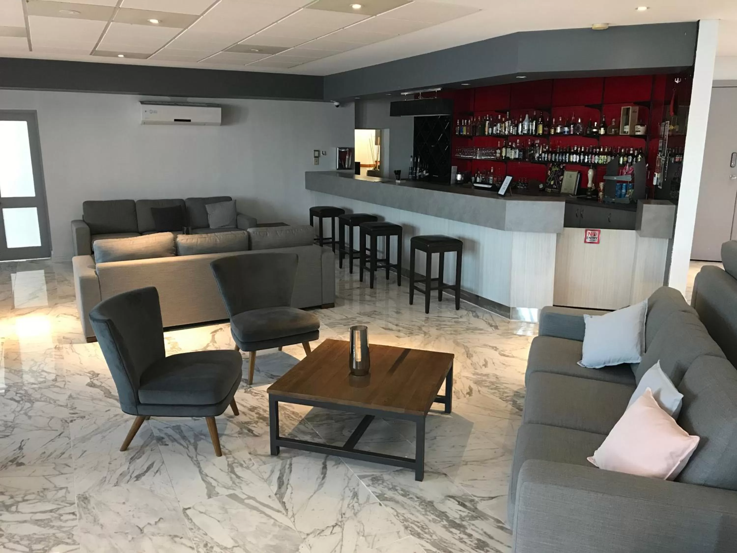 Lounge or bar in Hunts Hotel Liverpool
