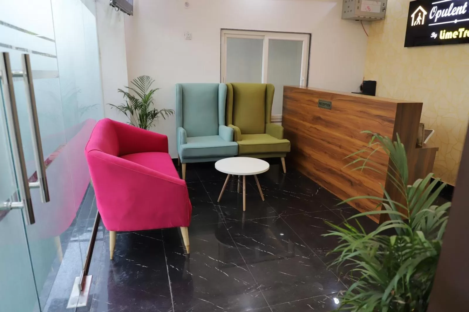 Lobby or reception, Seating Area in Opulent Inn by Lime Tree Hotels