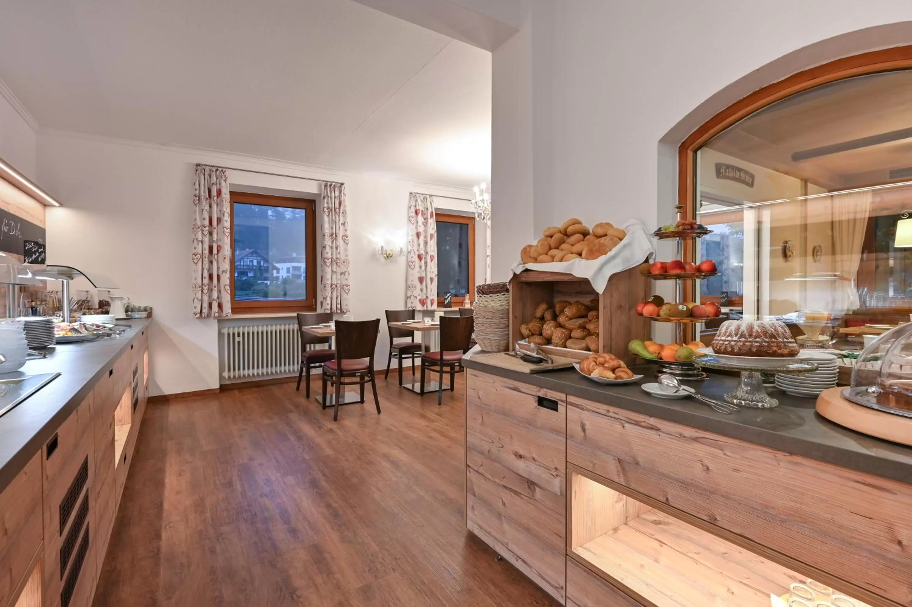 Buffet breakfast in Hotel Ruchti - Zeit für mich