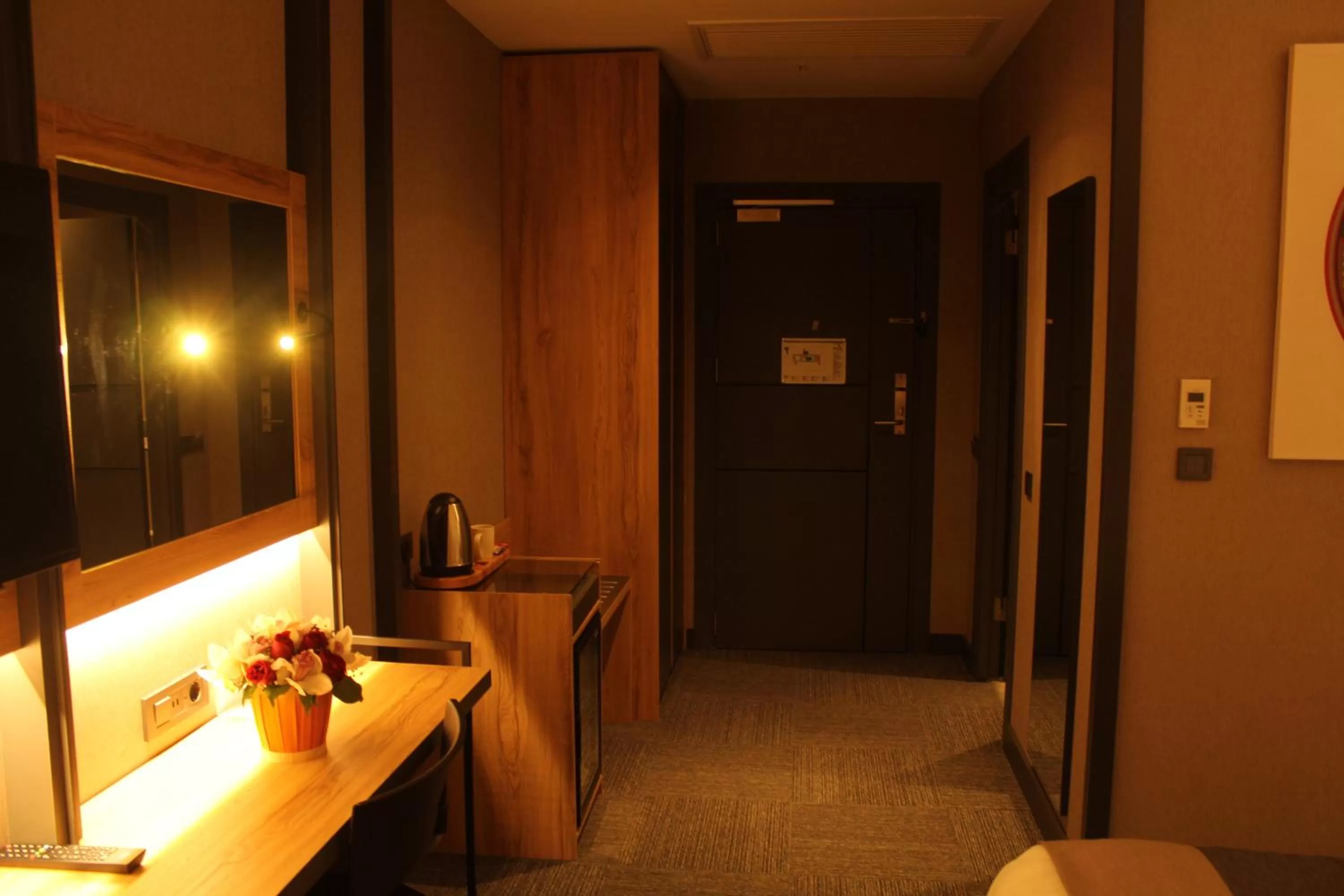 Coffee/tea facilities in Ramada By Wyndham Tire