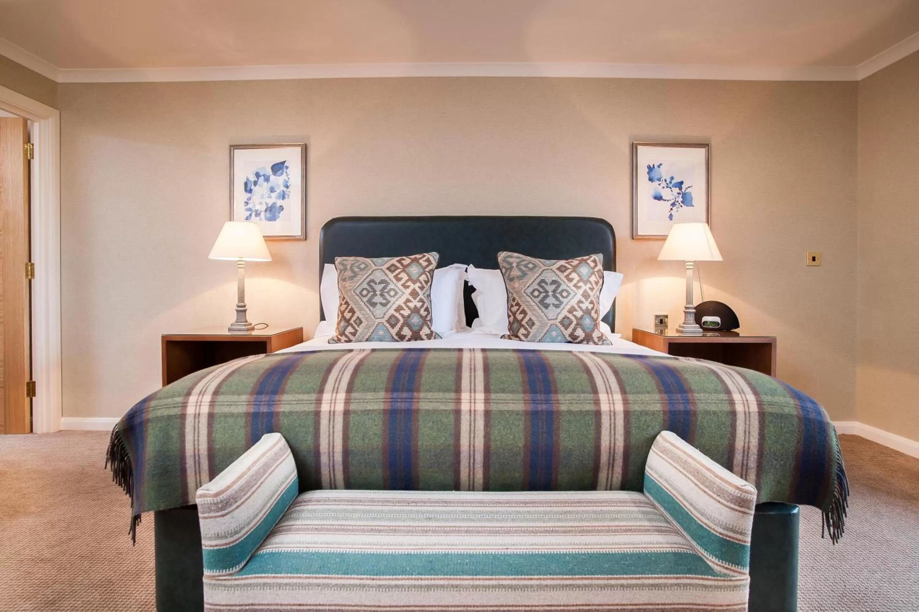 Bed in Parkway Hotel & Spa