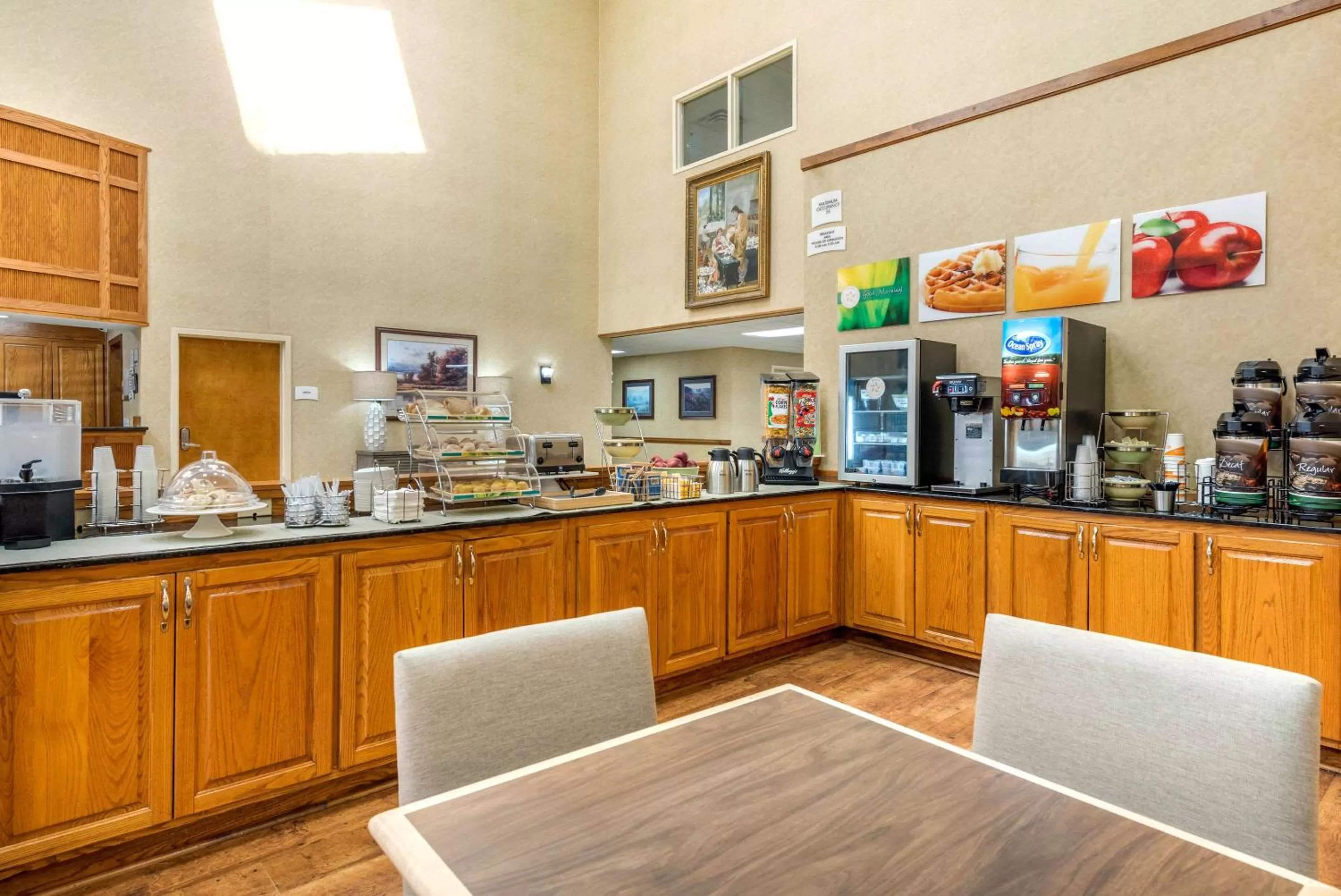 Breakfast, Restaurant/Places to Eat in Quality Inn Louisville