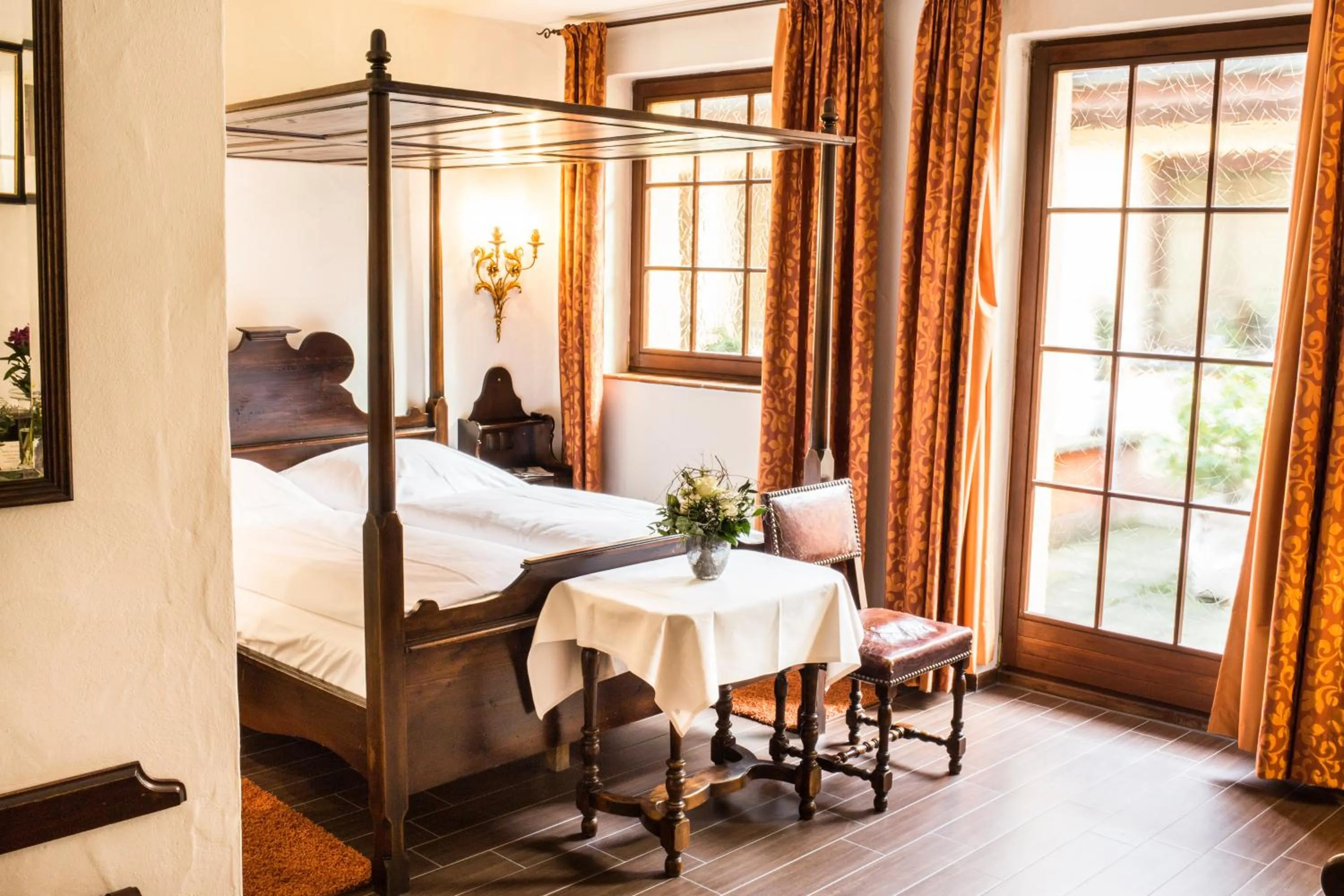 Day, Bed in WAGNERS Hotel Greifen-Post