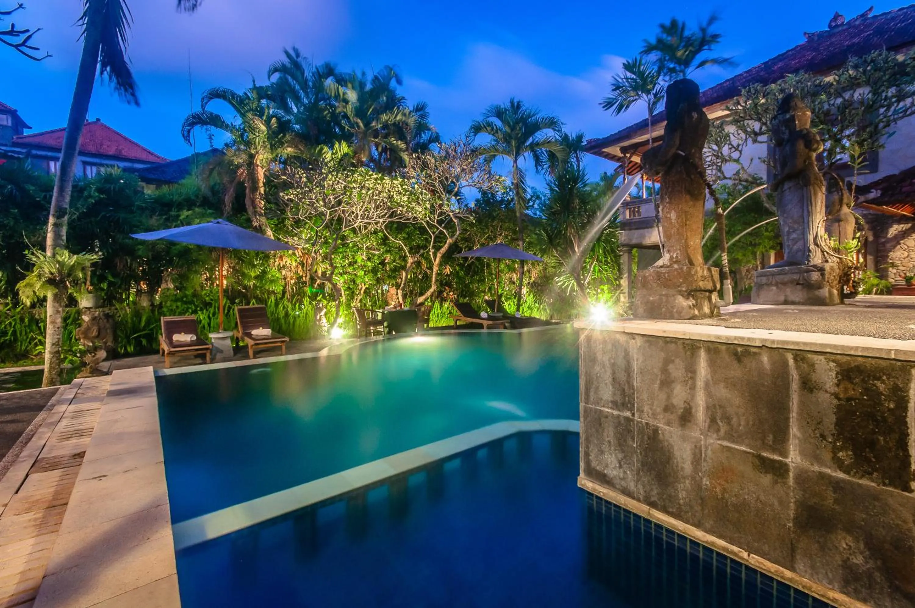 Swimming pool in Sahadewa Resort & Spa