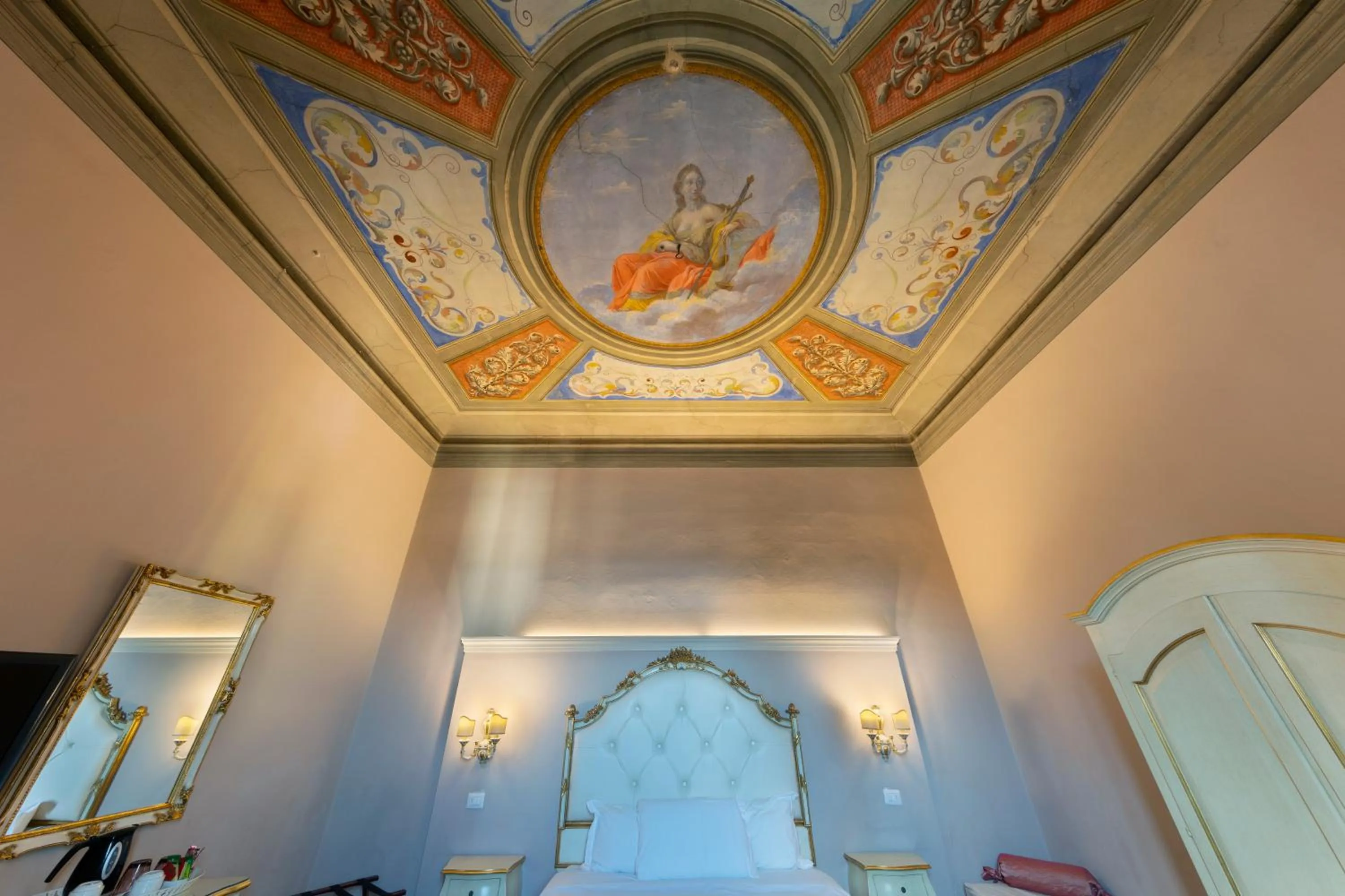 Decorative detail in B&B I Quattro Poeti