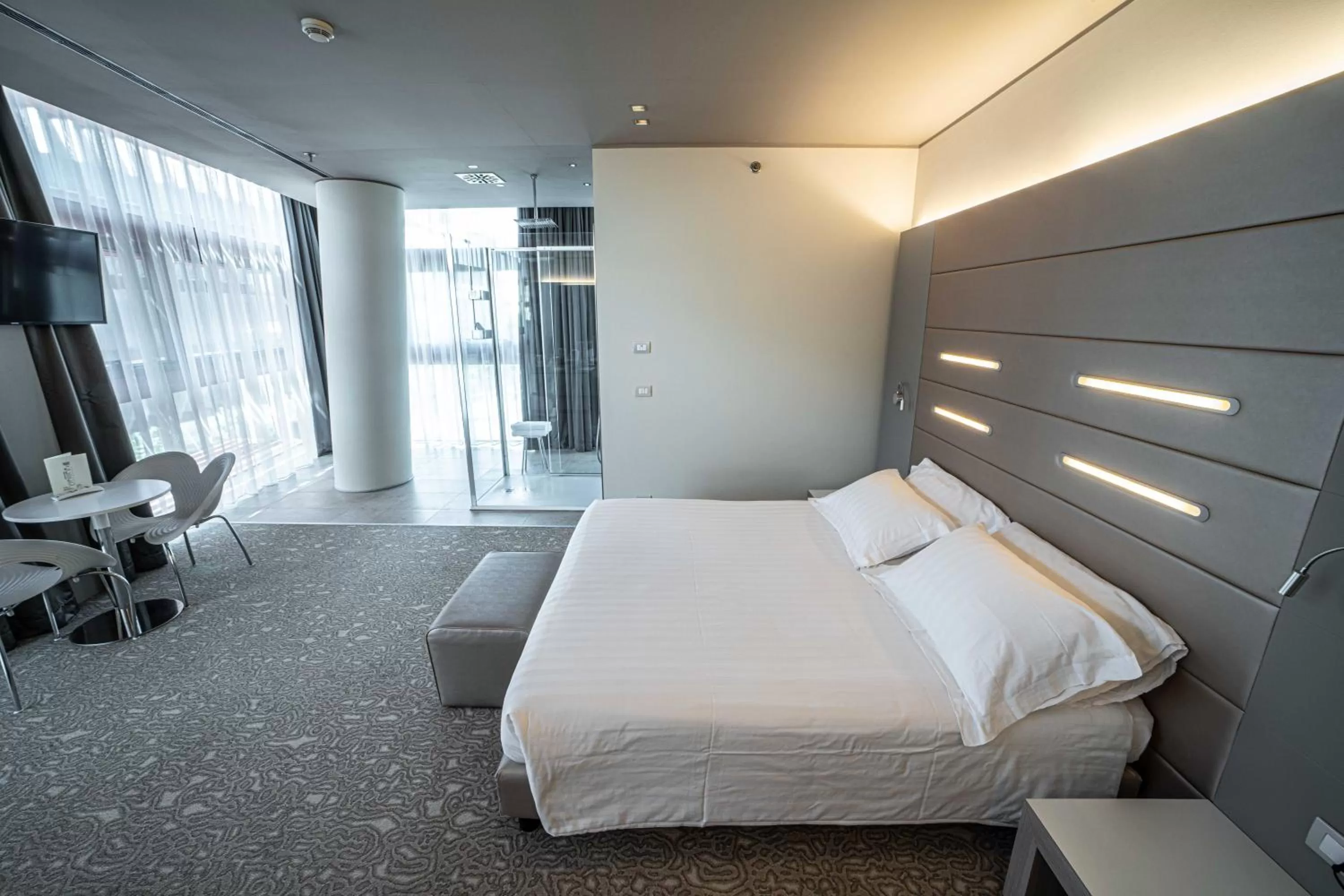 Photo of the whole room, Bed in Best Western Plus Net Tower Hotel Padova