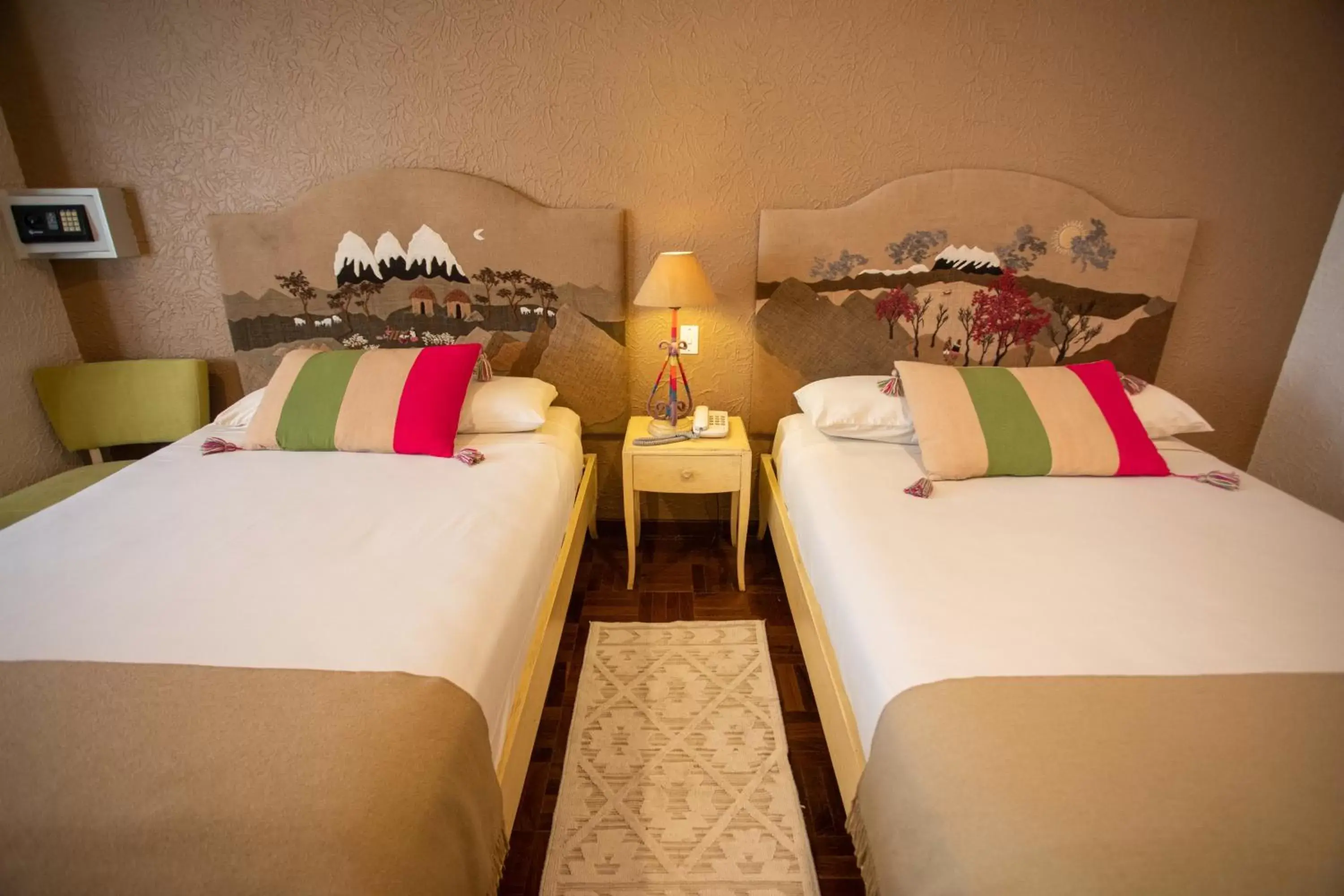 Queen Room with Two Queen Beds in Hotel Rosario La Paz Queen Room with Two Queen Beds in Hotel Rosario La Paz