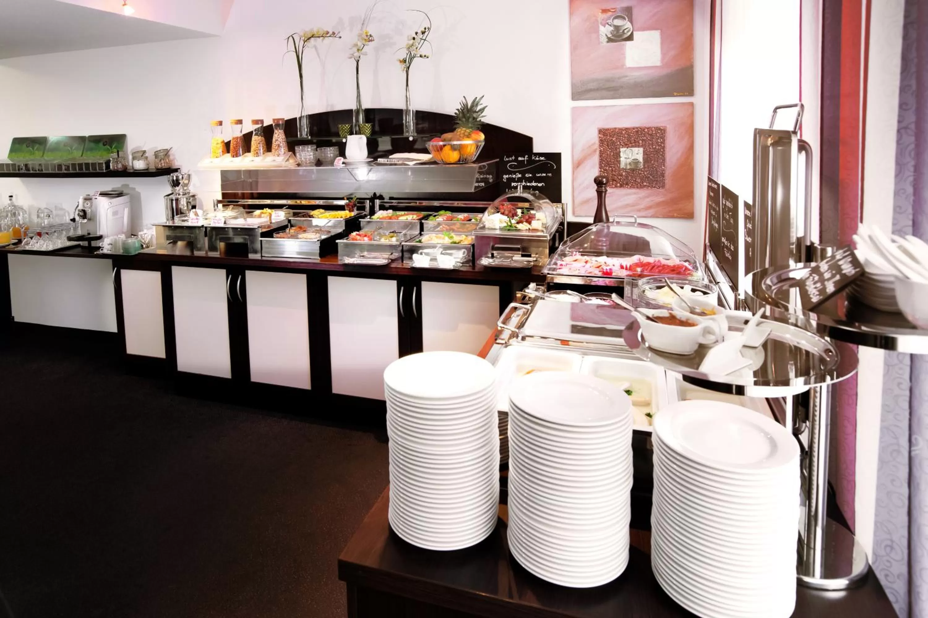 Buffet breakfast in Centro Hotel U-NO 1