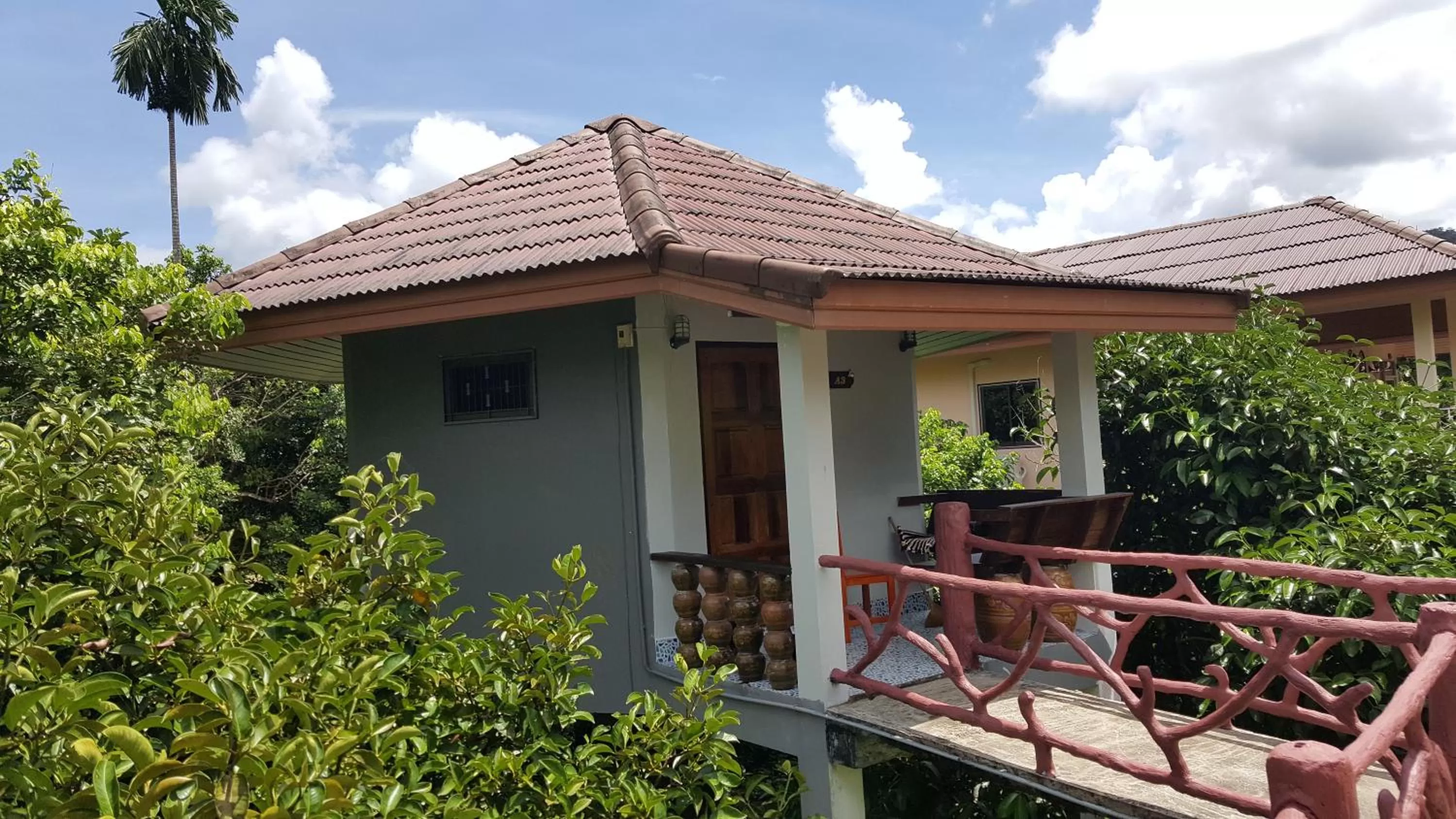 Facade/entrance in Khao Sok Jungle Huts Resort