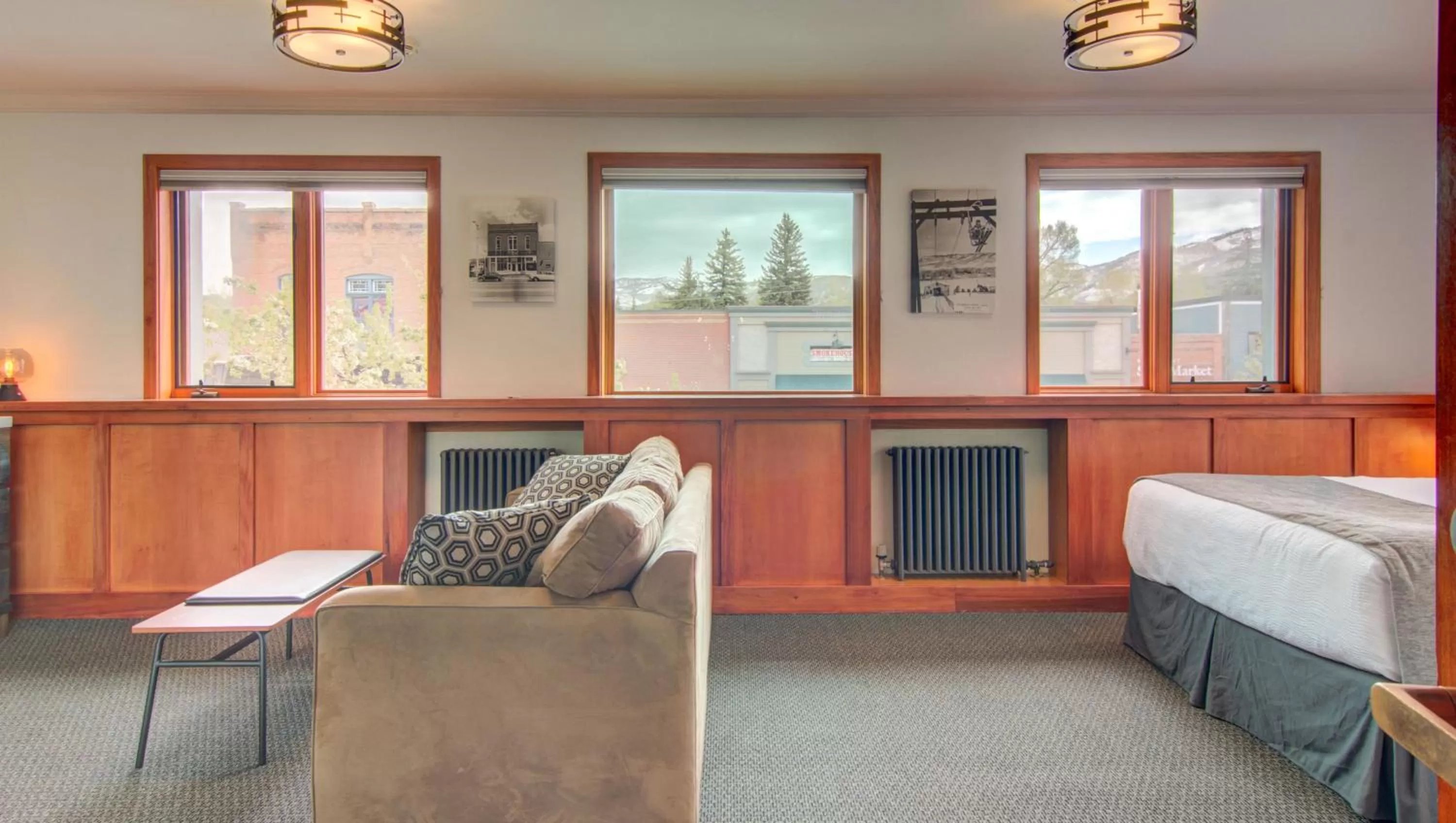 Bedroom, Bed in The Bristol Hotel