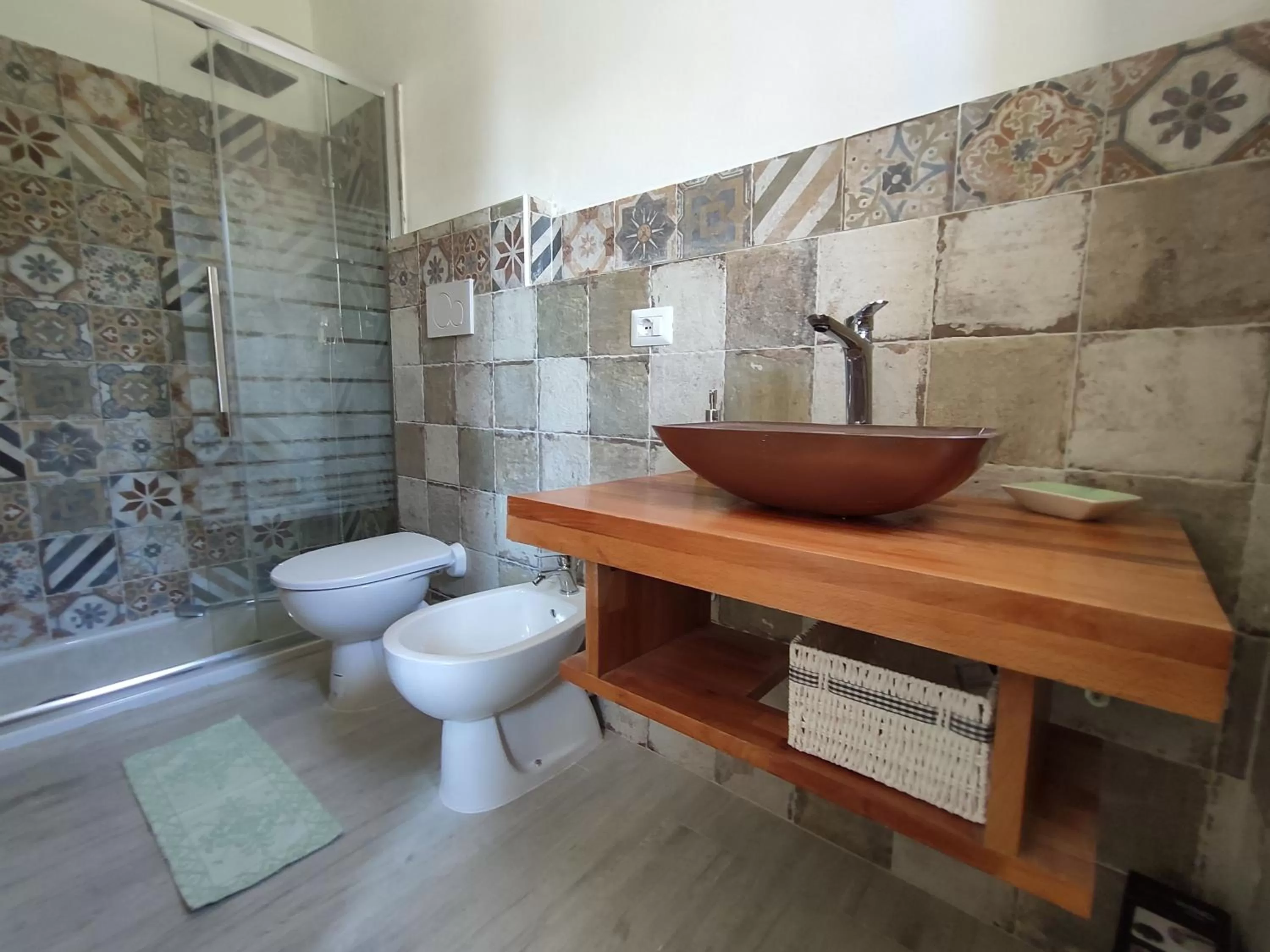 Shower in L'Ajaccio B&B