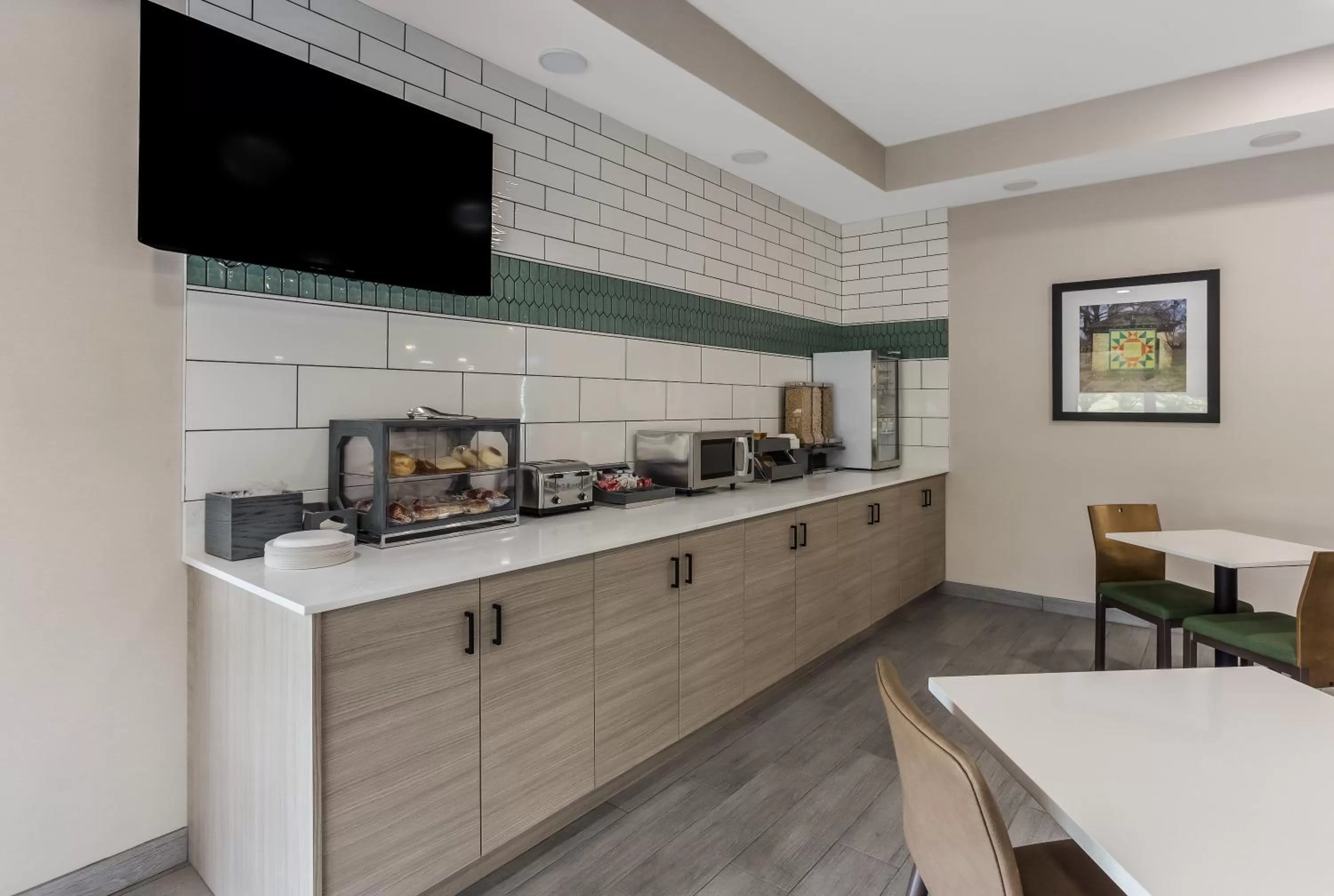 MainStay Suites Bourbonnais - Kankakee